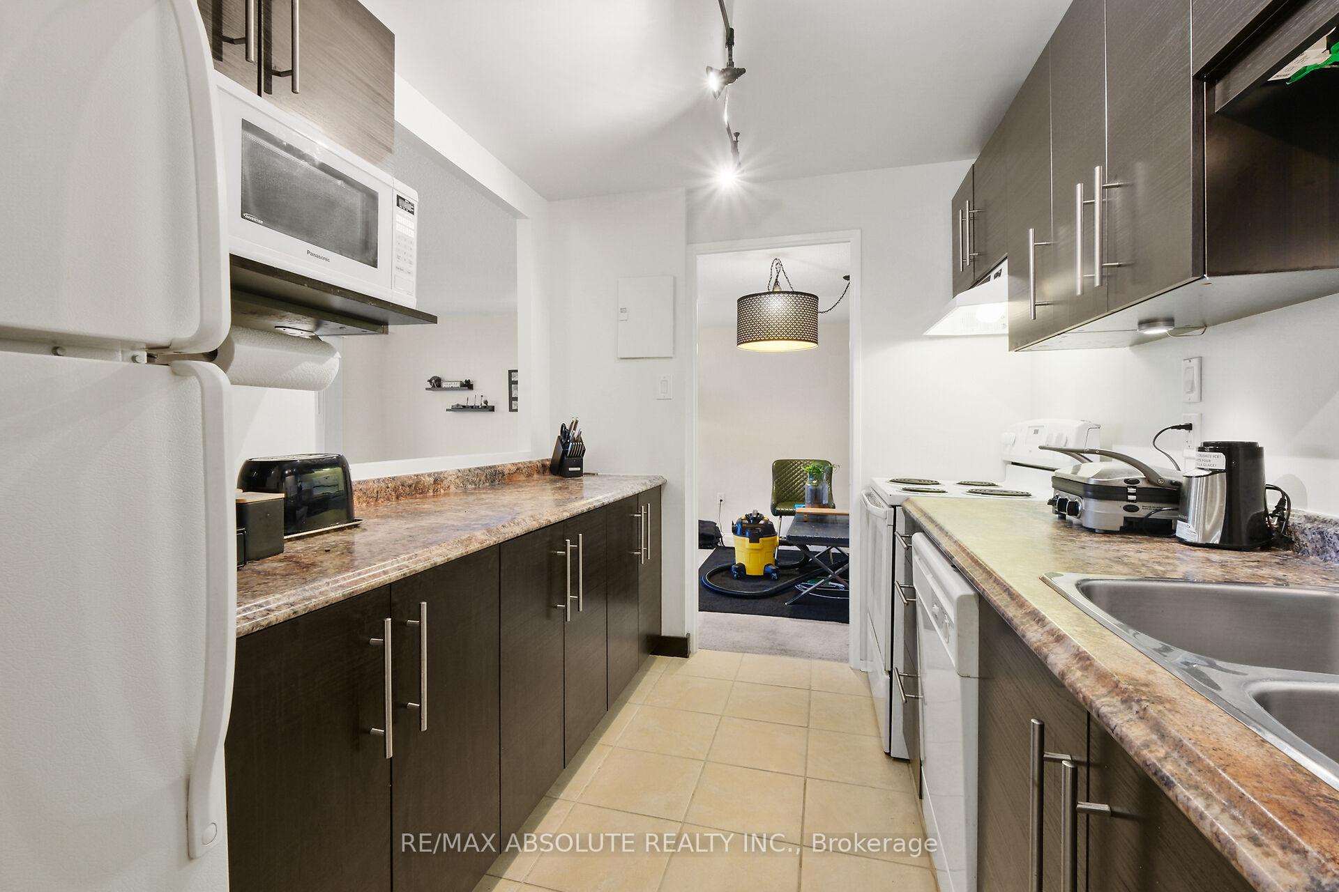 Photo 7 of Unit 1805, 1025 Richmond Road, Ottawa, Woodroffe — HOMEH