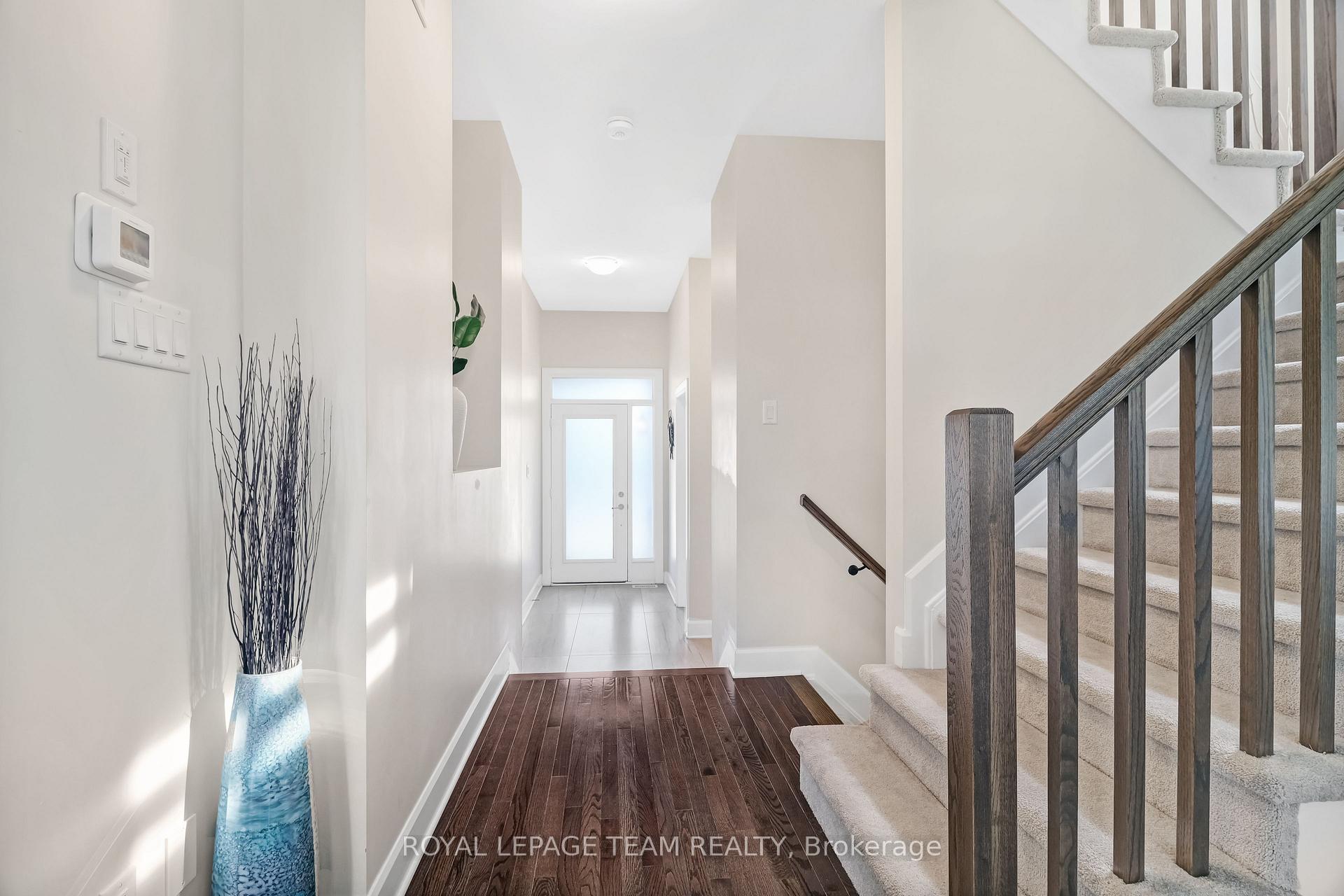 Photo 4 of 51 Robertson Lane, Carleton Place — HOMEH
