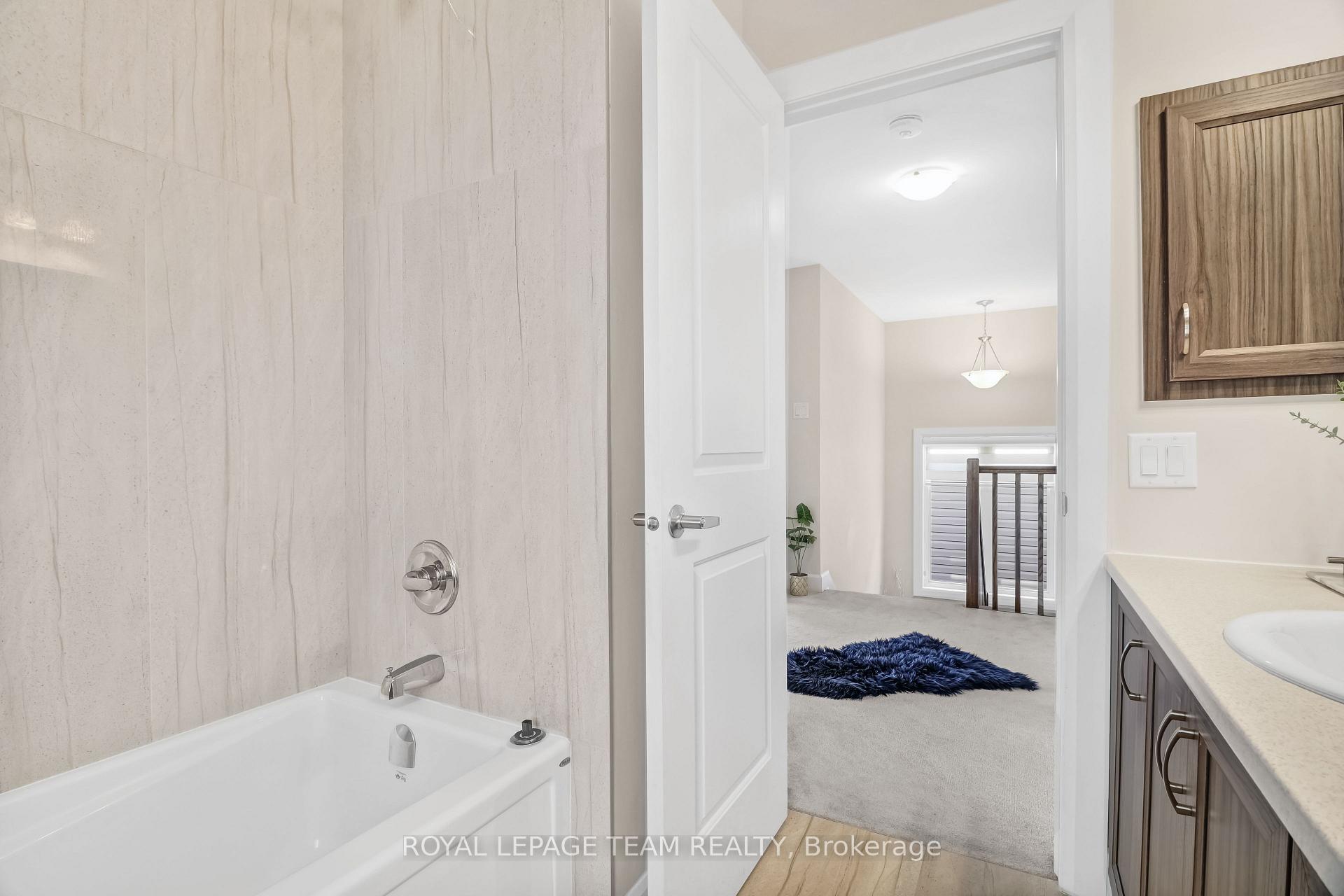 Photo 23 of 51 Robertson Lane, Carleton Place — HOMEH