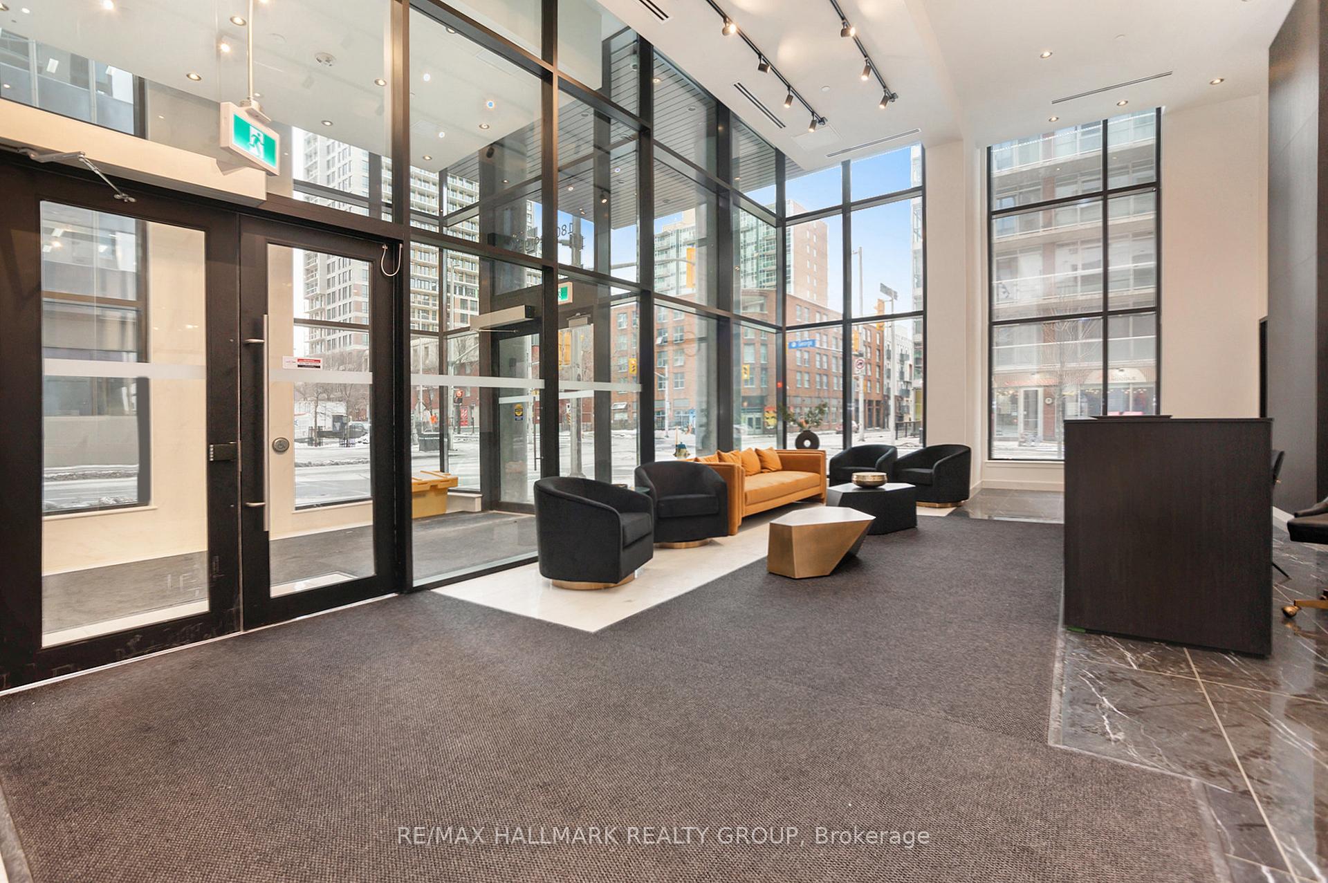 Photo 2 of Unit 801, 180 George Street, Ottawa, Lower Town/Byward Market — HOMEH