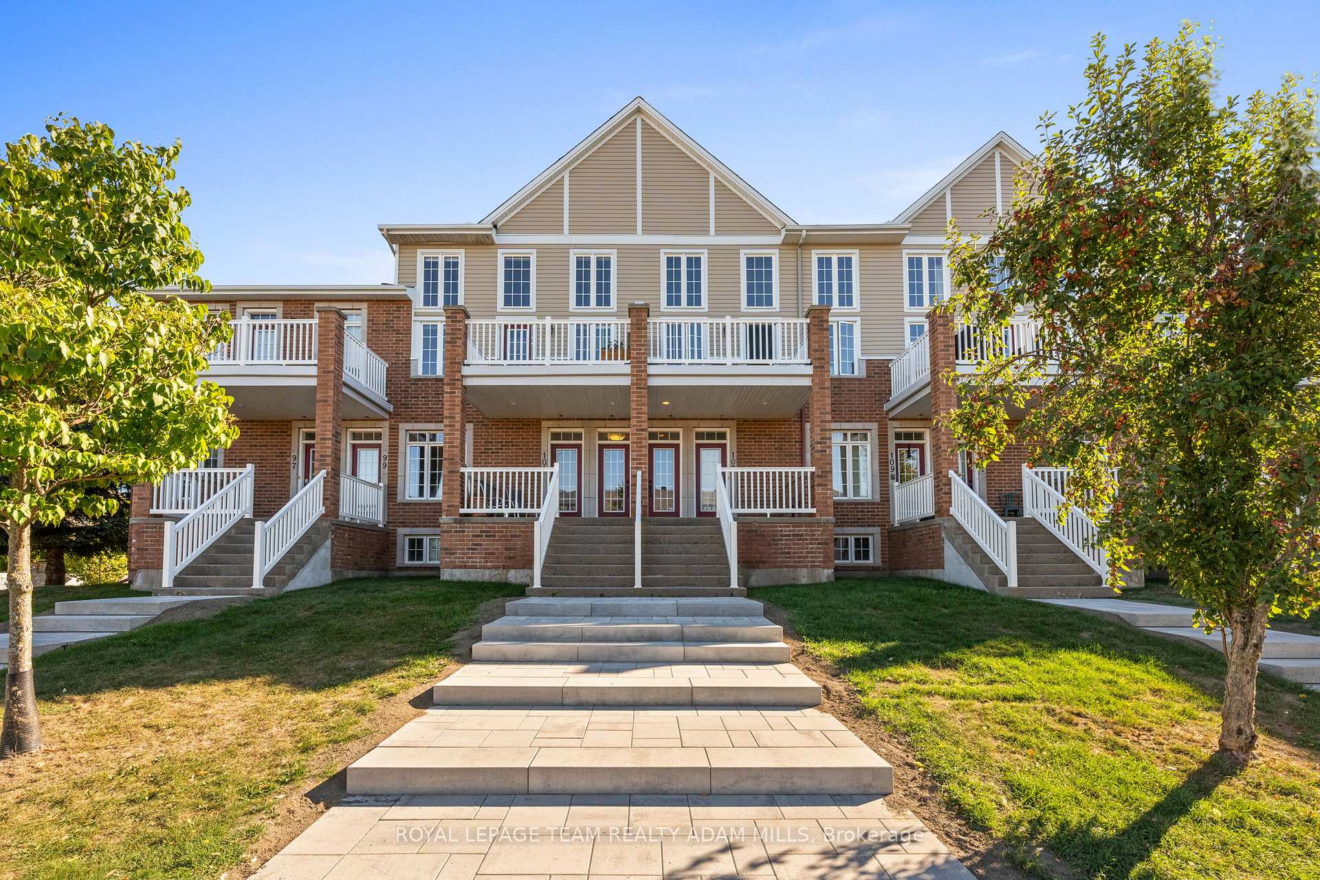 Front of Unit 24, 103 Eye Bright Crescent