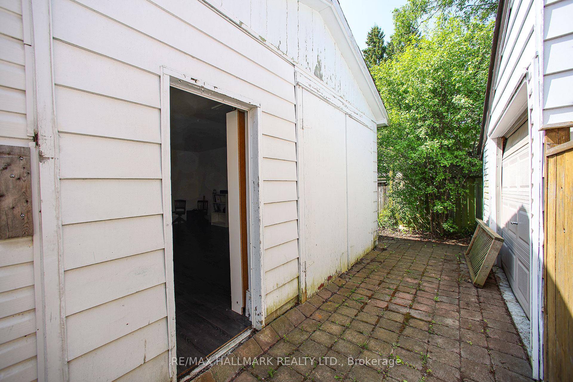 Photo 31 of 33 Patrick Drive, Aurora, Aurora Highlands — HOMEH