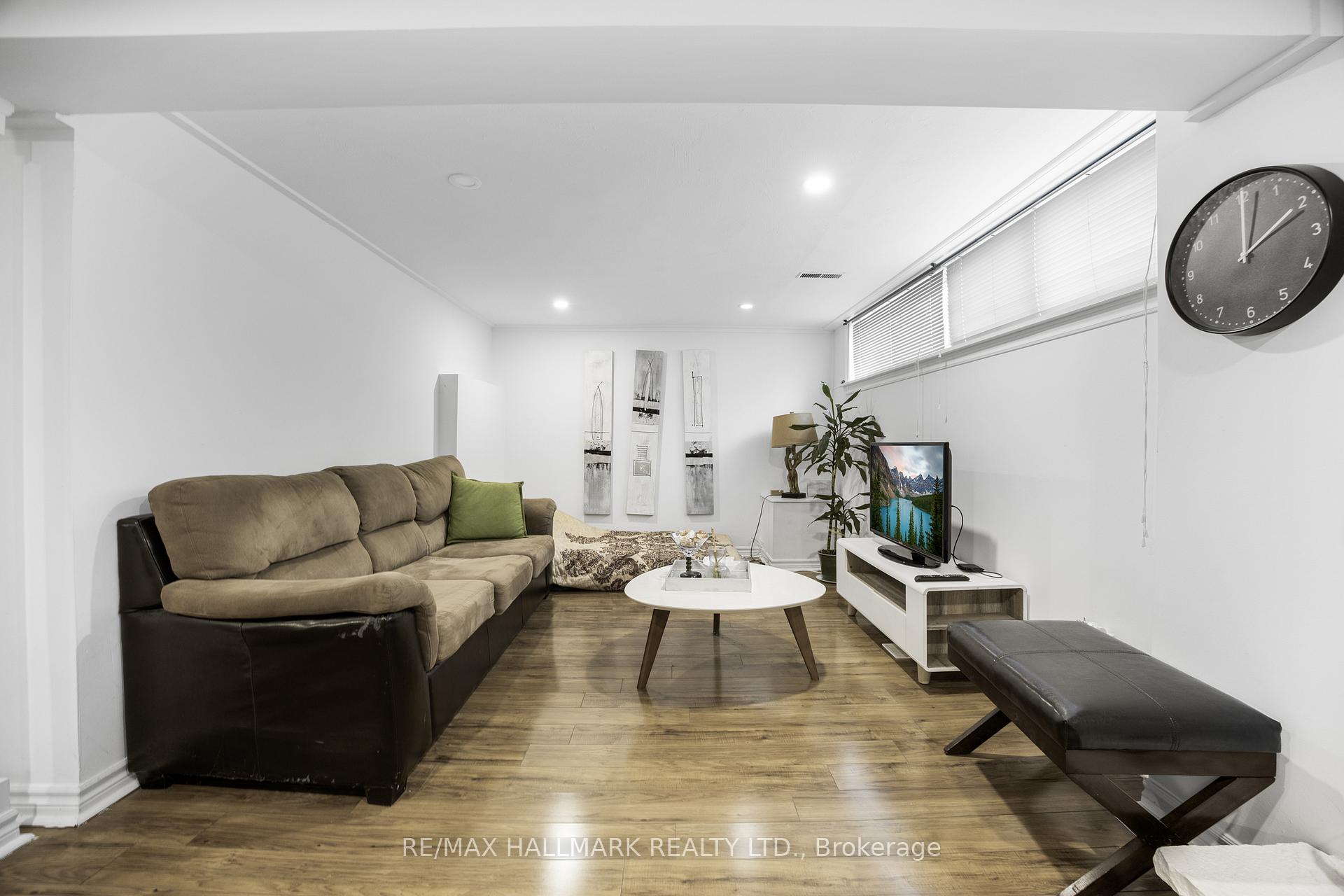 Photo 38 of 33 Patrick Drive, Aurora, Aurora Highlands — HOMEH