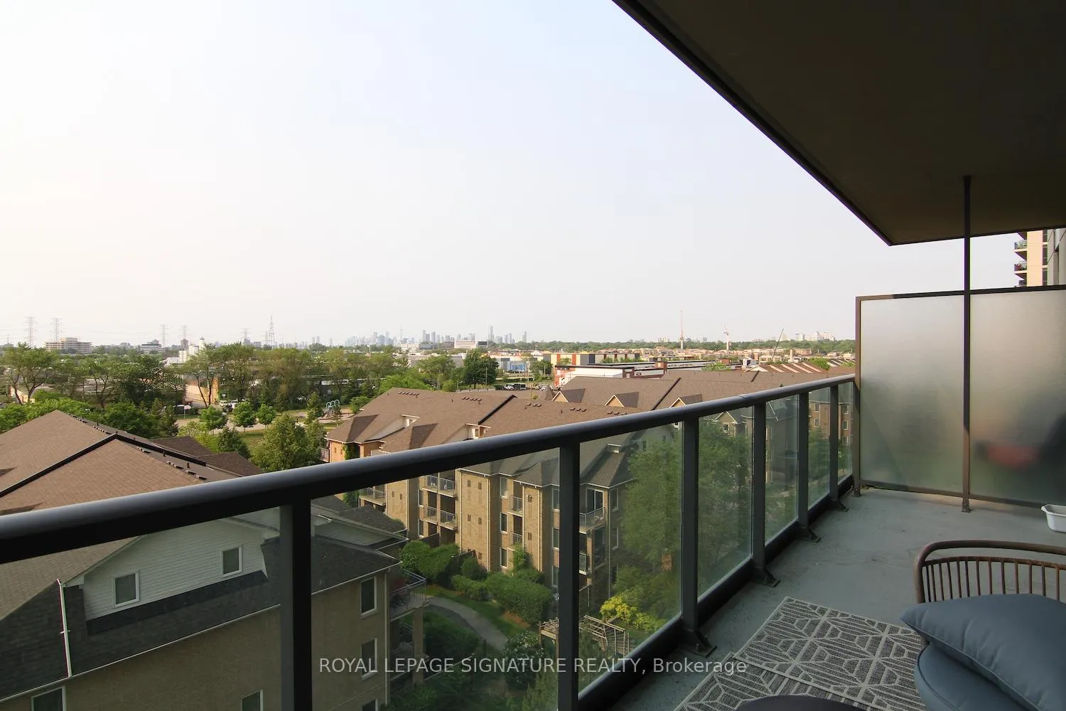 Photo 10 of Unit 608, 35 Brian Peck Crescent, Toronto, Thorncliffe Park — HOMEH