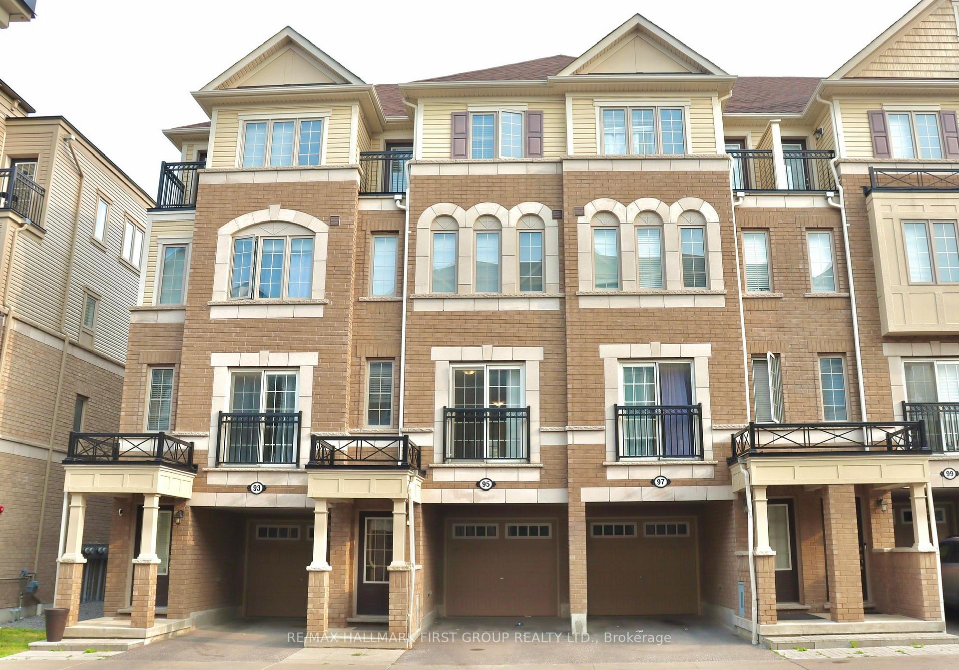 Front of 95 Sarita Path