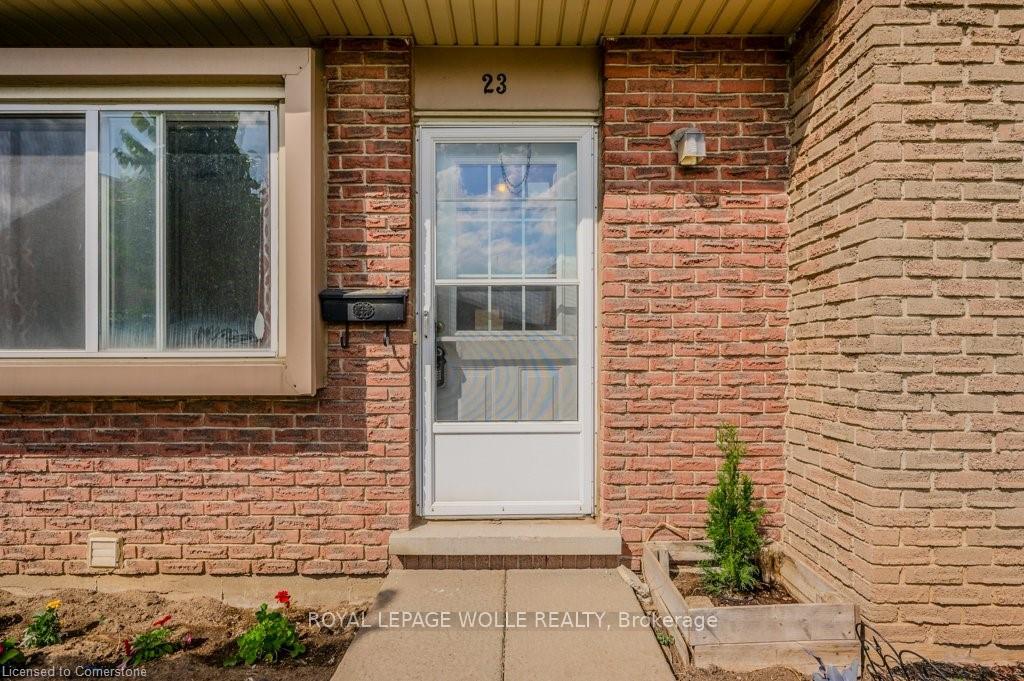 Photo 5 of Unit 23, 293 Fairway Road N, Kitchener, Centreville Chicopee — HOMEH