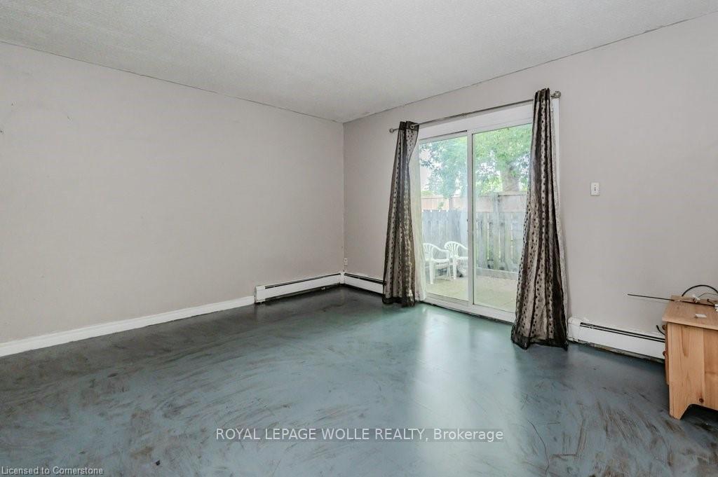 Photo 7 of Unit 23, 293 Fairway Road N, Kitchener, Centreville Chicopee — HOMEH