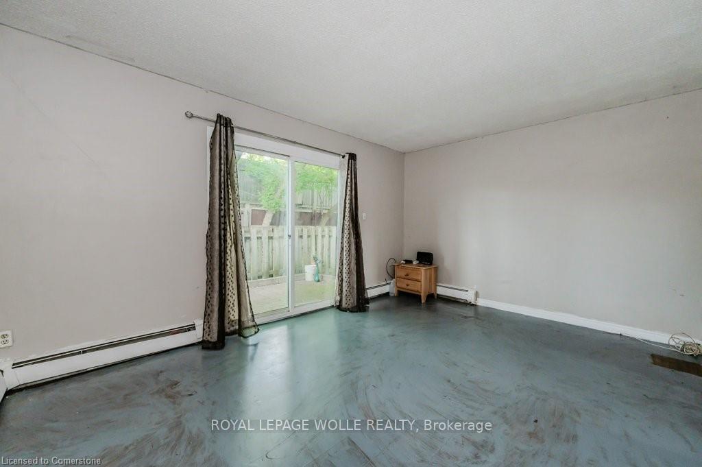 Photo 8 of Unit 23, 293 Fairway Road N, Kitchener, Centreville Chicopee — HOMEH