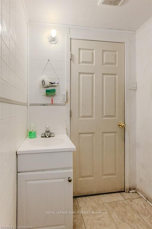 Photo 24 of Unit 23, 293 Fairway Road N, Kitchener, Centreville Chicopee — HOMEH