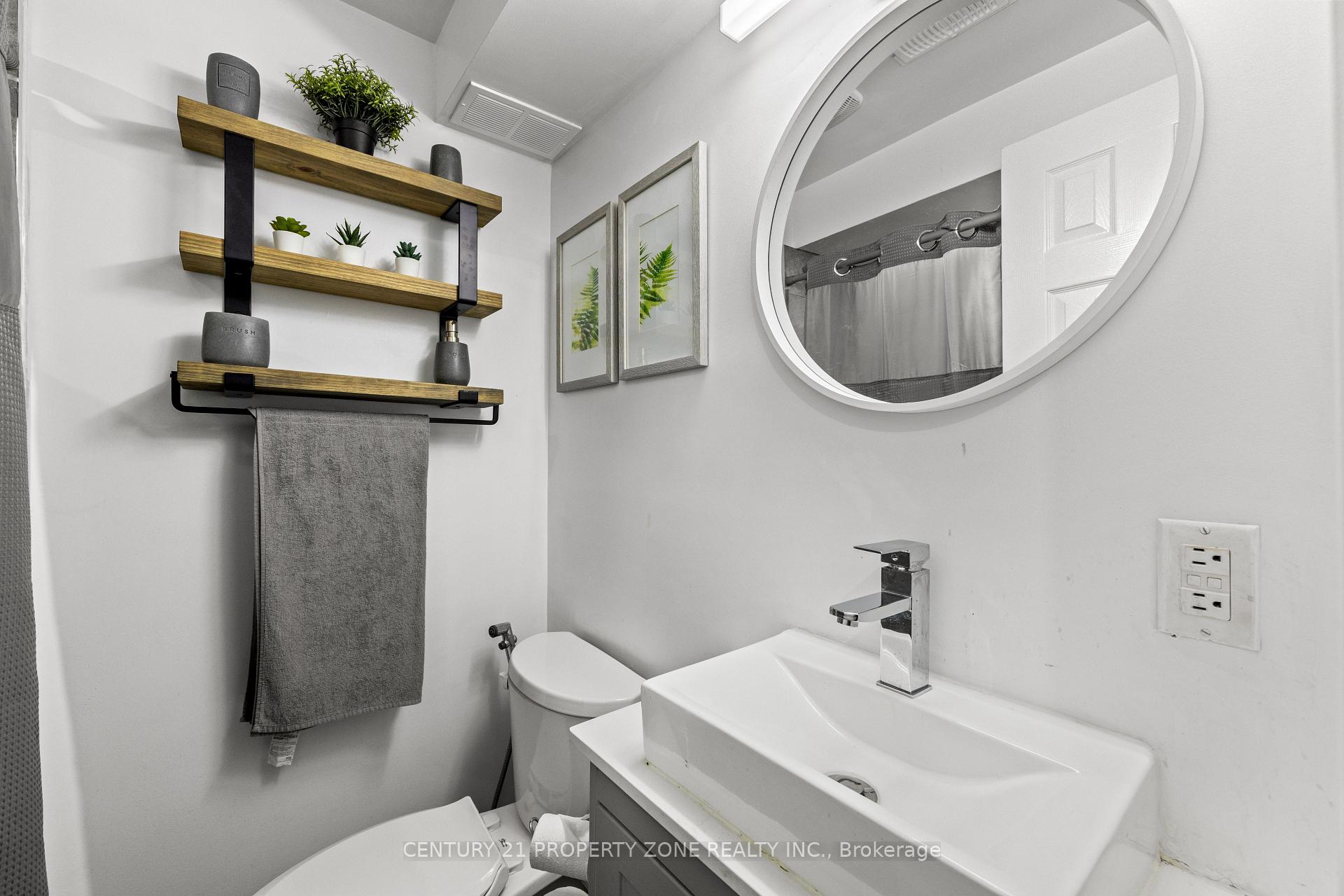 Photo 49 of Unit 2, 280 Limeridge Road E, Hamilton, Bruleville — HOMEH