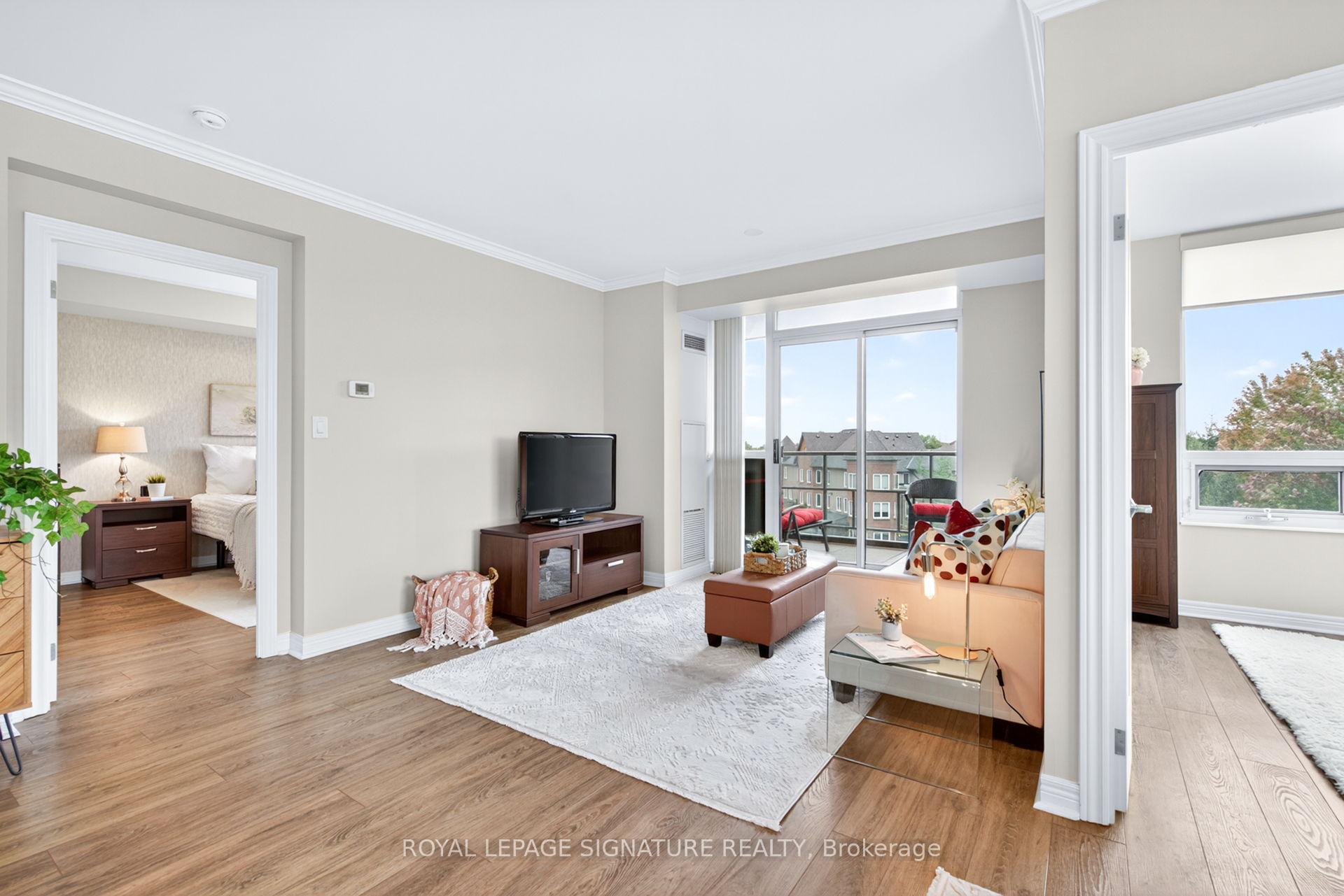 Photo 6 of Unit 406, 100 Promenade Circle, Vaughan, Brownridge — HOMEH