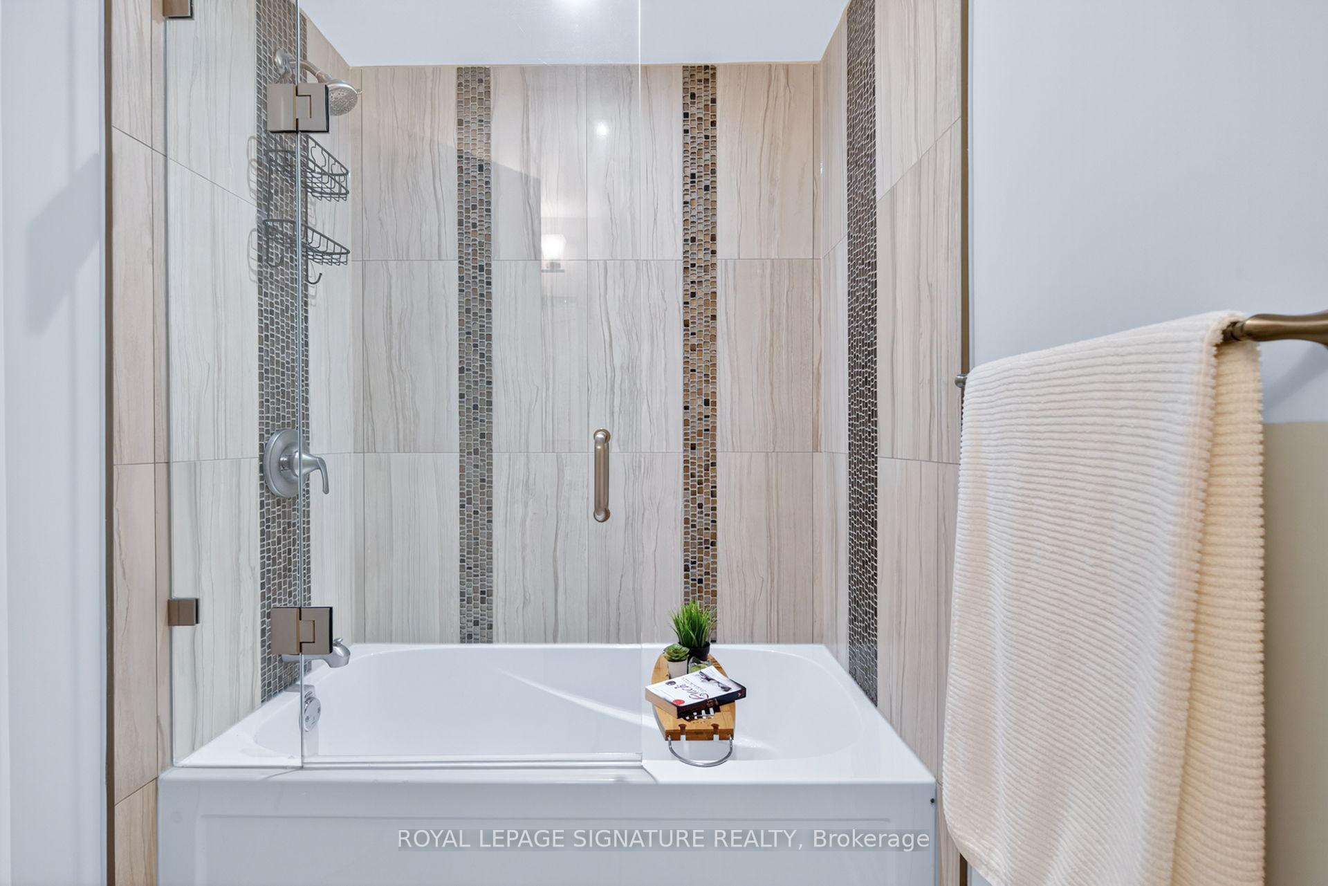 Photo 30 of Unit 406, 100 Promenade Circle, Vaughan, Brownridge — HOMEH