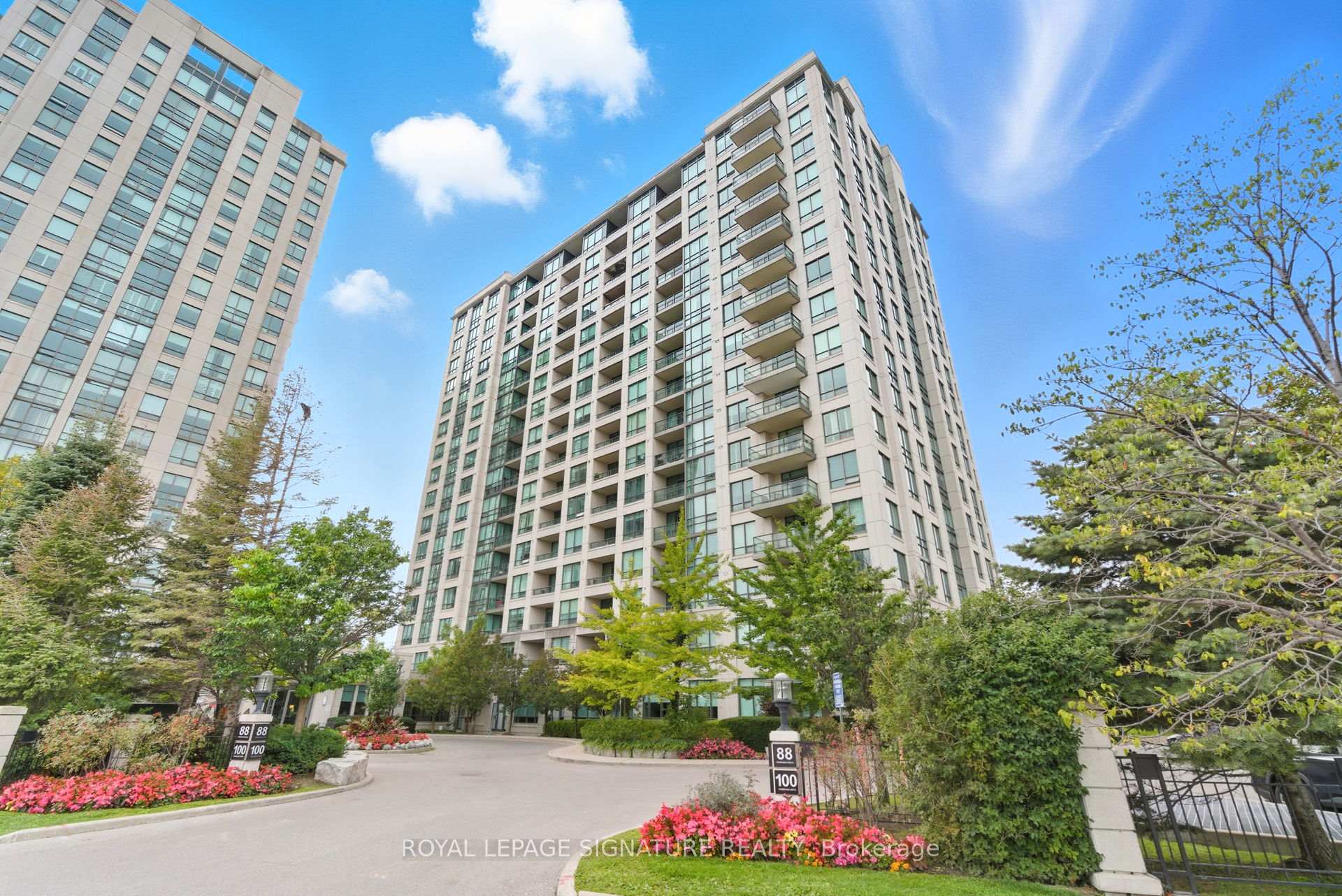 Photo 49 of Unit 406, 100 Promenade Circle, Vaughan, Brownridge — HOMEH