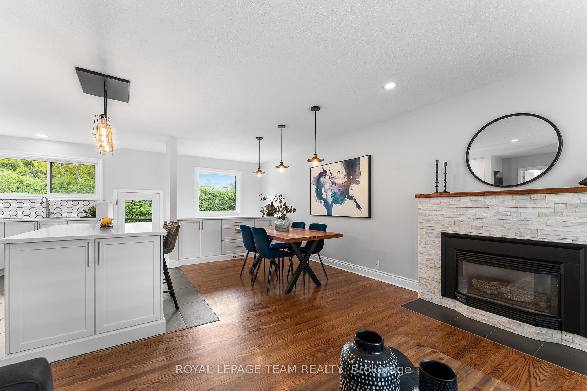 Photo 7 of 13 Roche Place, Ottawa, Crystal Beach — HOMEH