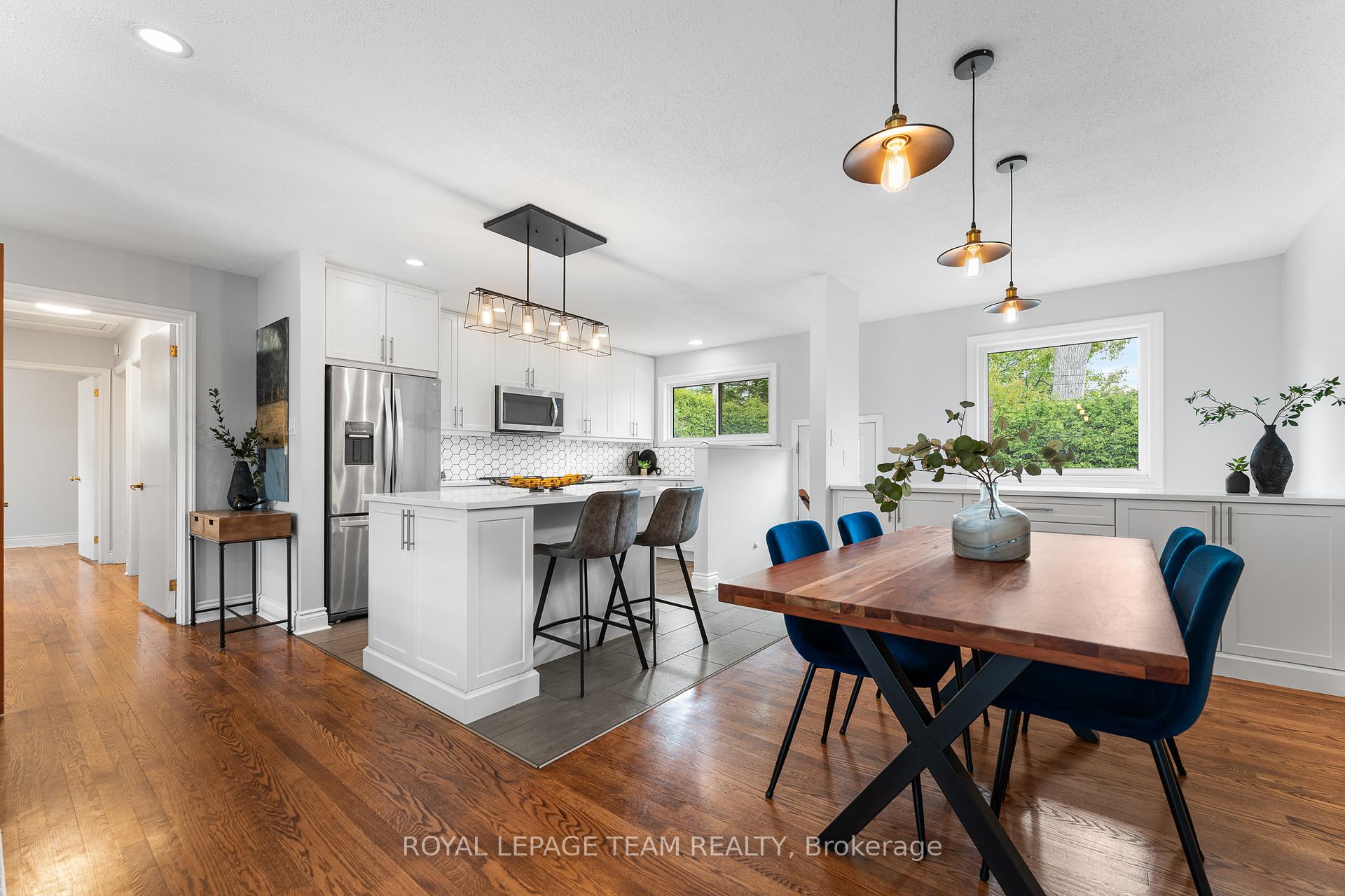 Photo 8 of 13 Roche Place, Ottawa, Crystal Beach — HOMEH