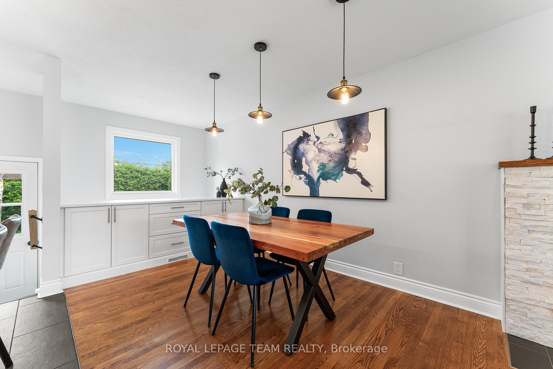 Photo 9 of 13 Roche Place, Ottawa, Crystal Beach — HOMEH