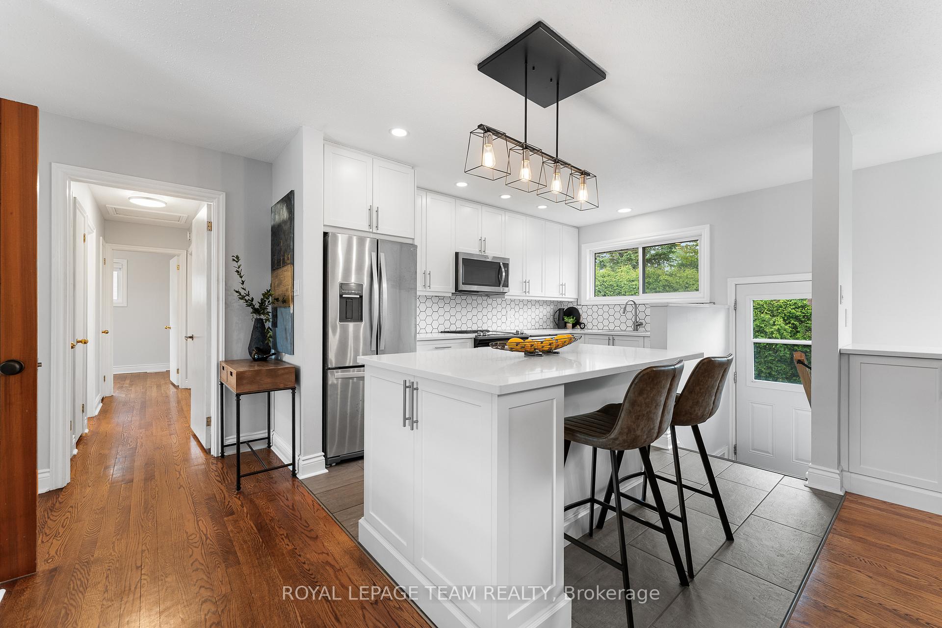 Photo 20 of 13 Roche Place, Ottawa, Crystal Beach — HOMEH