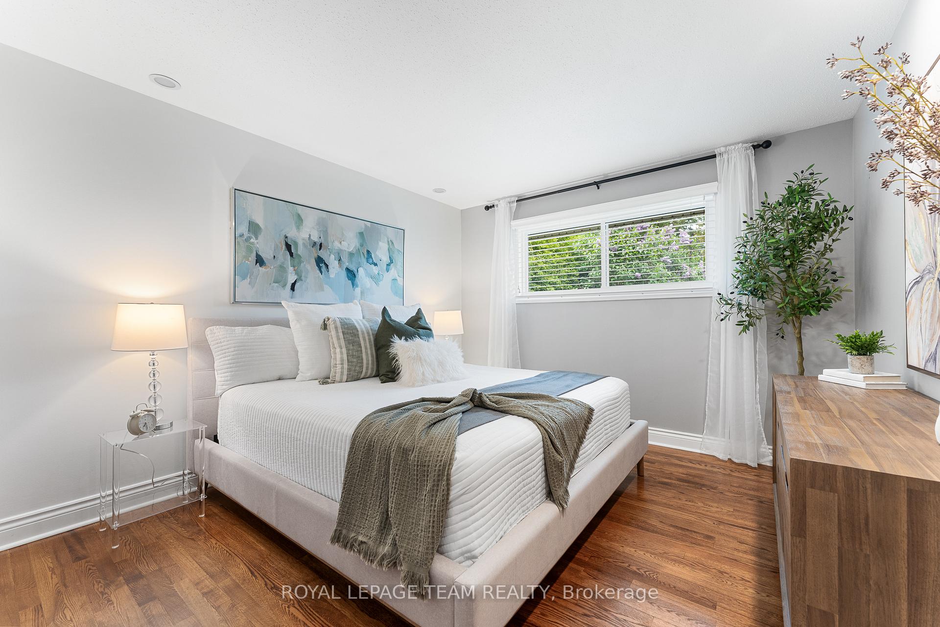 Photo 22 of 13 Roche Place, Ottawa, Crystal Beach — HOMEH