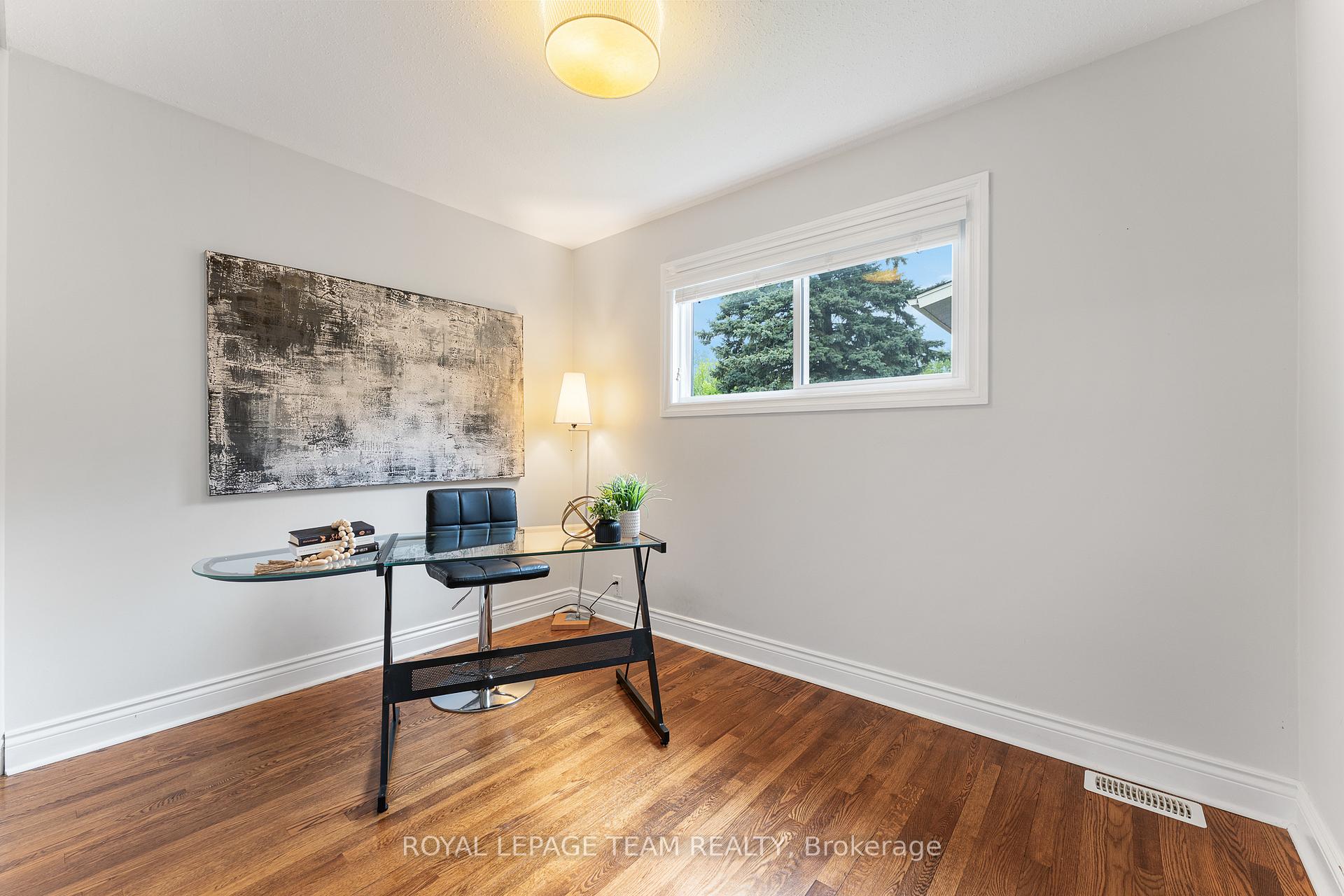 Photo 24 of 13 Roche Place, Ottawa, Crystal Beach — HOMEH