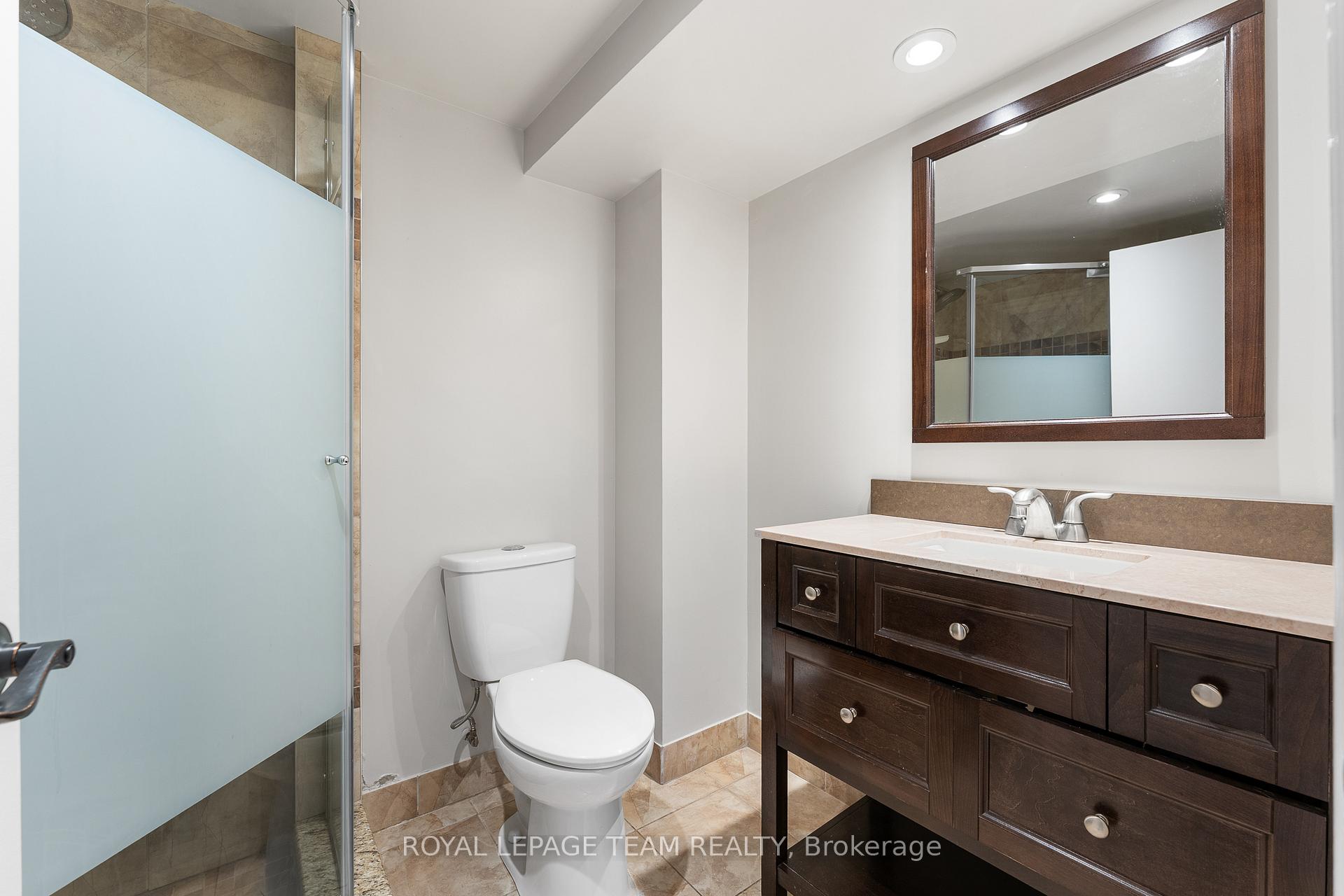Photo 33 of 13 Roche Place, Ottawa, Crystal Beach — HOMEH