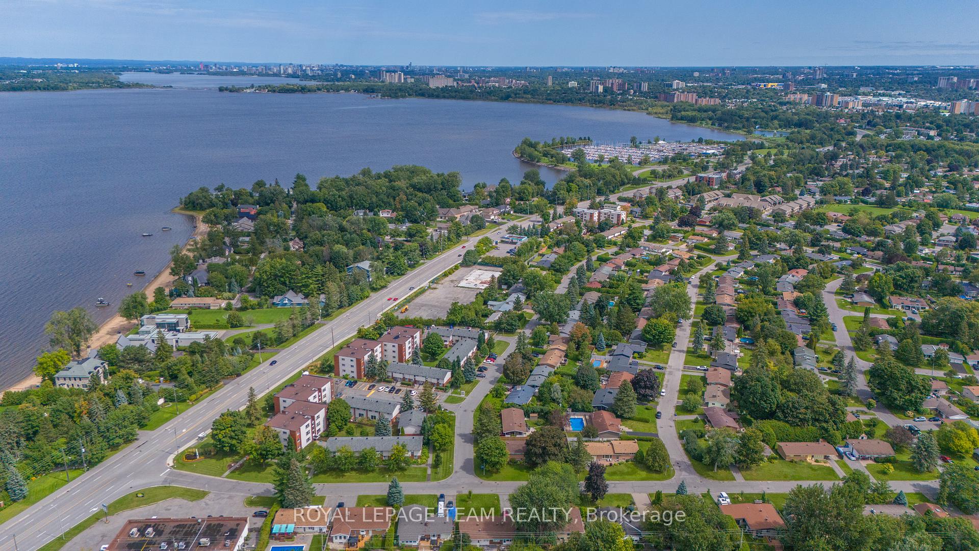 Photo 44 of 13 Roche Place, Ottawa, Crystal Beach — HOMEH