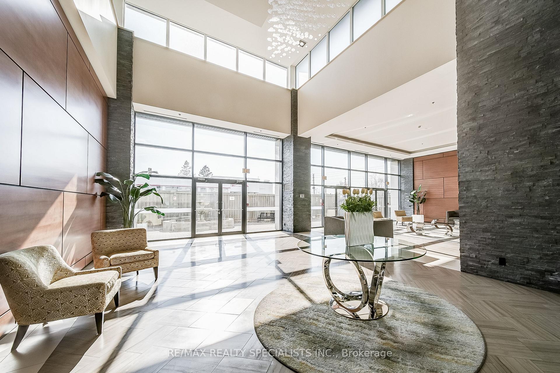 Photo 5 of Unit 710, 24 Woodstream Boulevard, Vaughan, Vaughan Grove — HOMEH