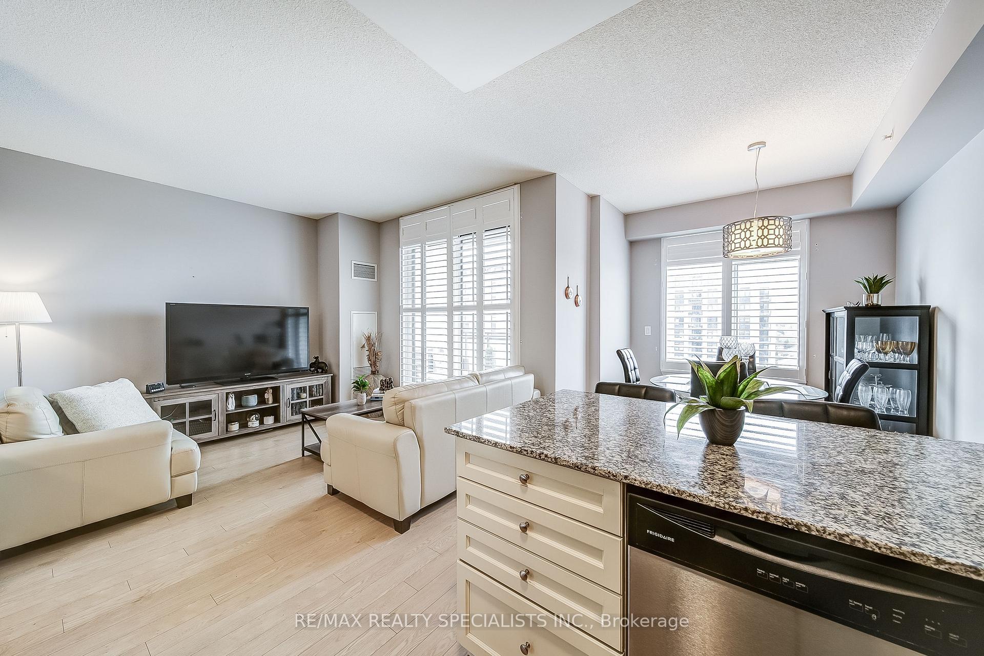 Photo 21 of Unit 710, 24 Woodstream Boulevard, Vaughan, Vaughan Grove — HOMEH