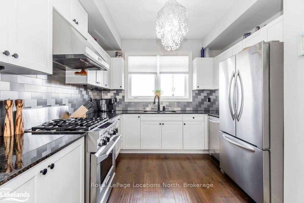Photo 10 of 42 Joseph Trail, Collingwood — HOMEH