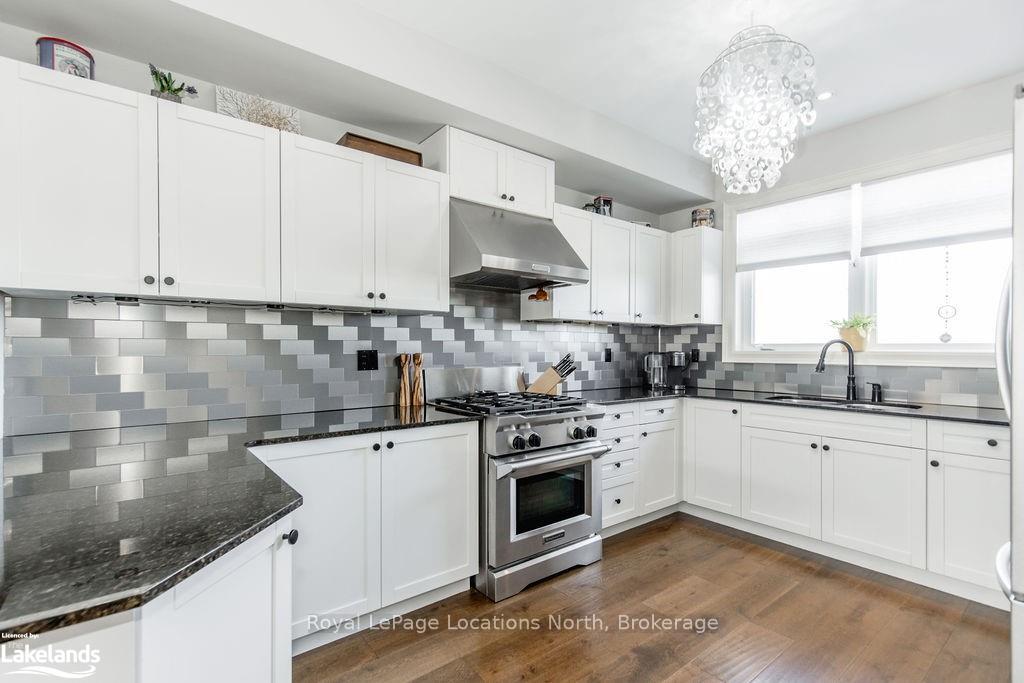Photo 11 of 42 Joseph Trail, Collingwood — HOMEH
