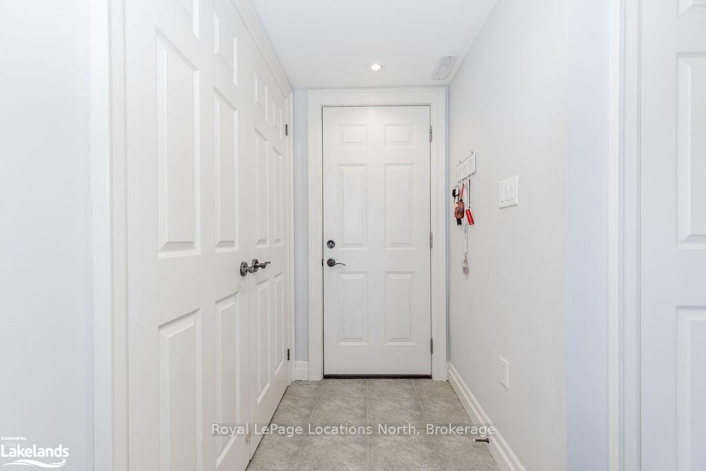 Photo 52 of 42 Joseph Trail, Collingwood — HOMEH