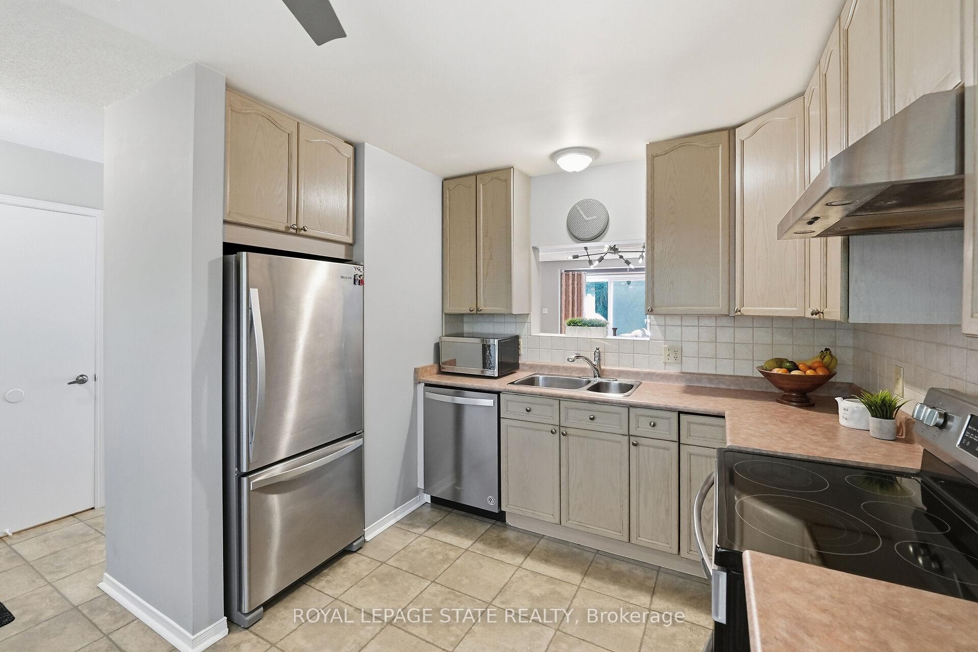 Photo 10 of Unit 9, 55 Kerman Avenue, Grimsby, Grimsby West — HOMEH