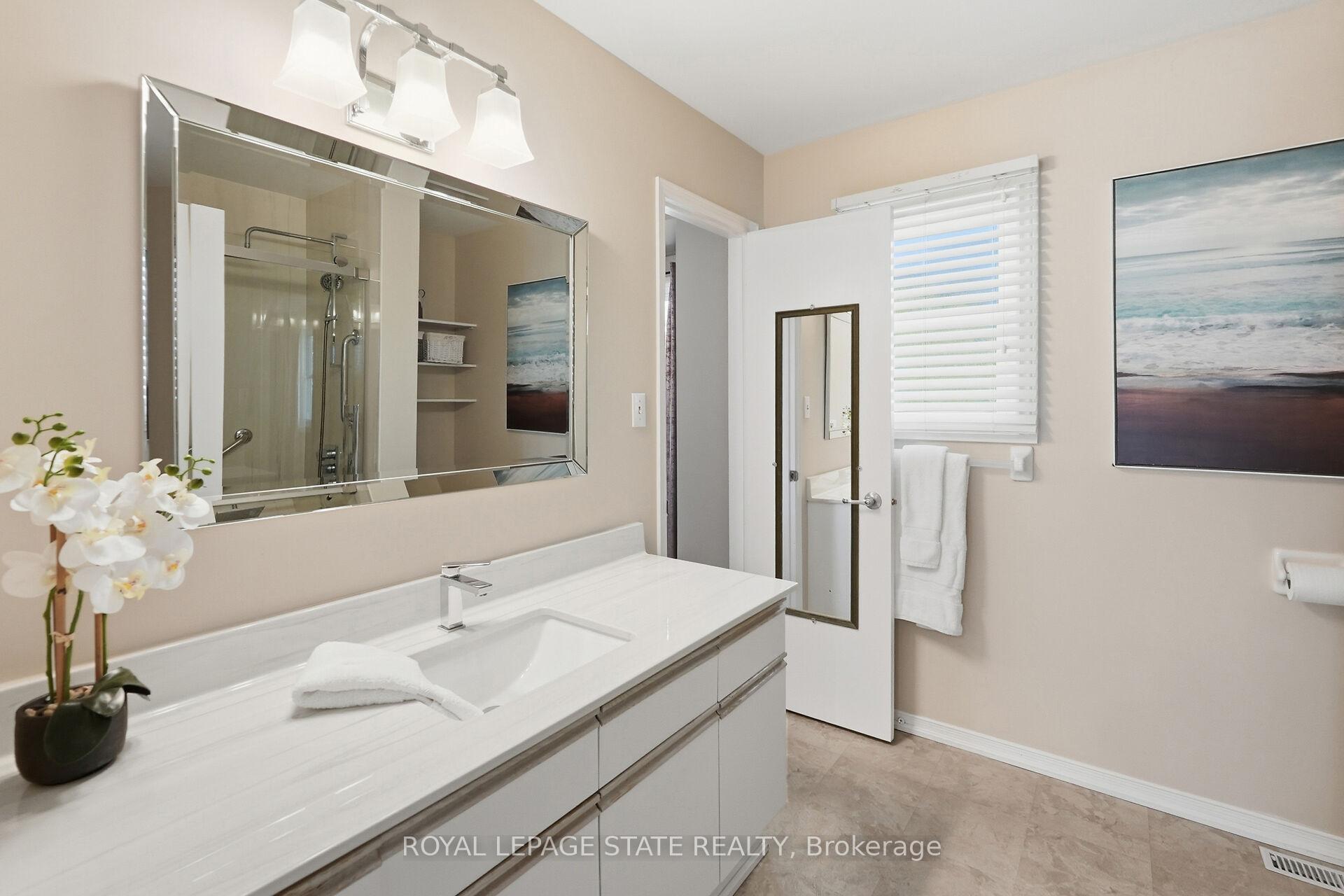 Photo 19 of Unit 9, 55 Kerman Avenue, Grimsby, Grimsby West — HOMEH