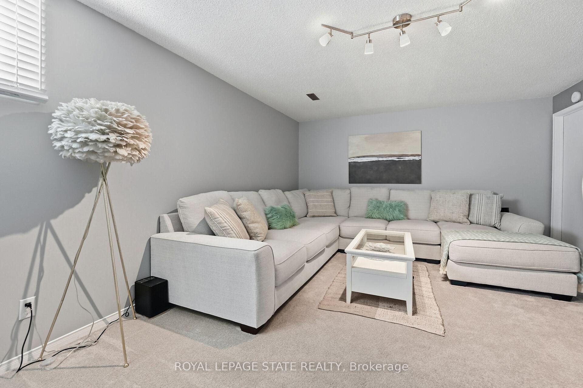Photo 23 of Unit 9, 55 Kerman Avenue, Grimsby, Grimsby West — HOMEH