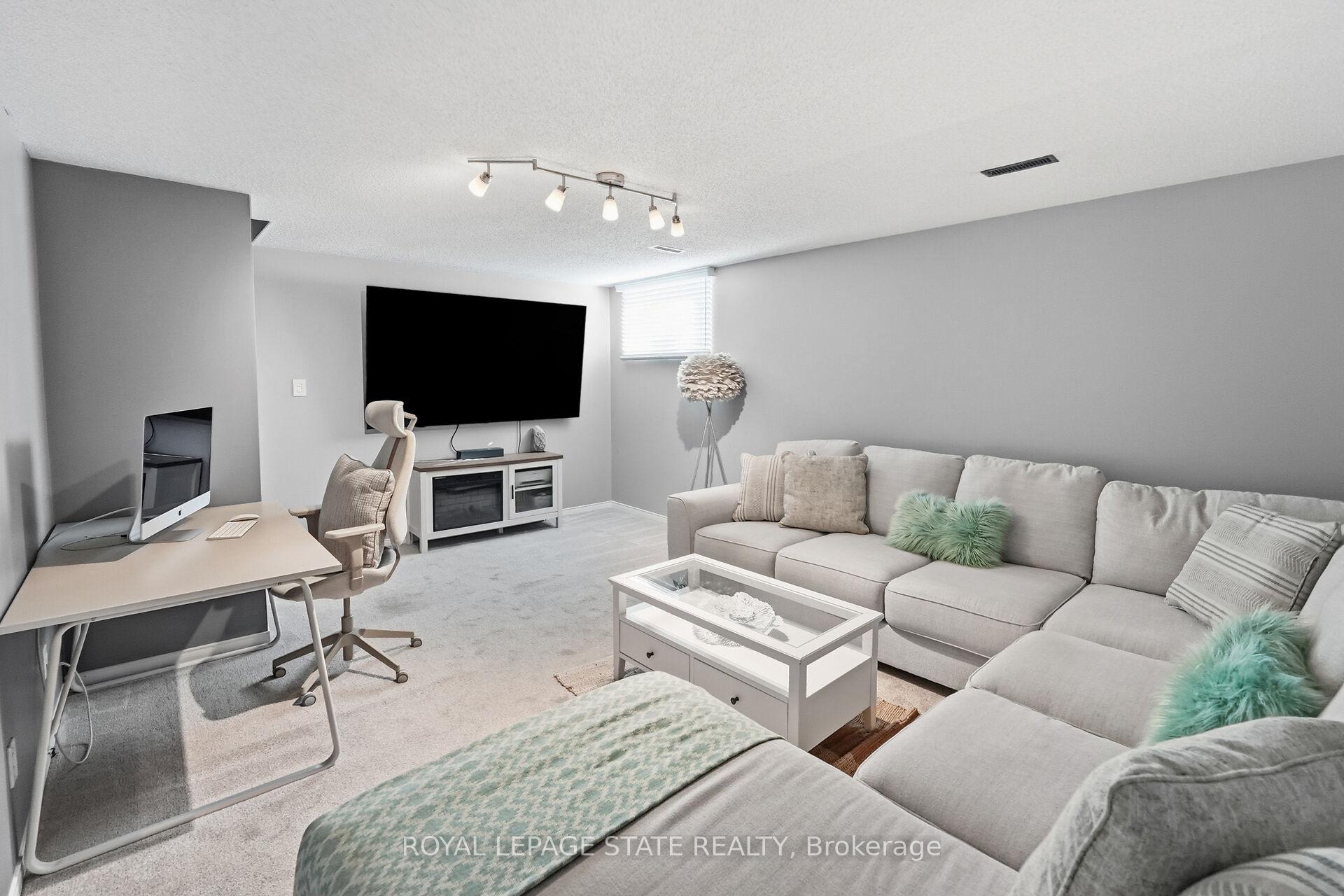 Photo 24 of Unit 9, 55 Kerman Avenue, Grimsby, Grimsby West — HOMEH