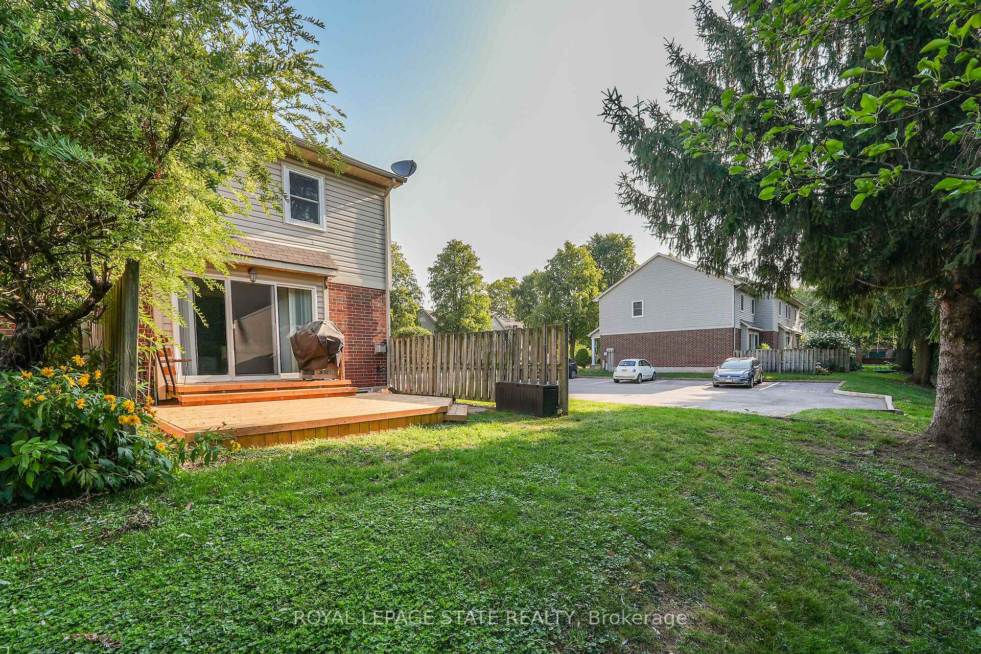 Photo 27 of Unit 9, 55 Kerman Avenue, Grimsby, Grimsby West — HOMEH