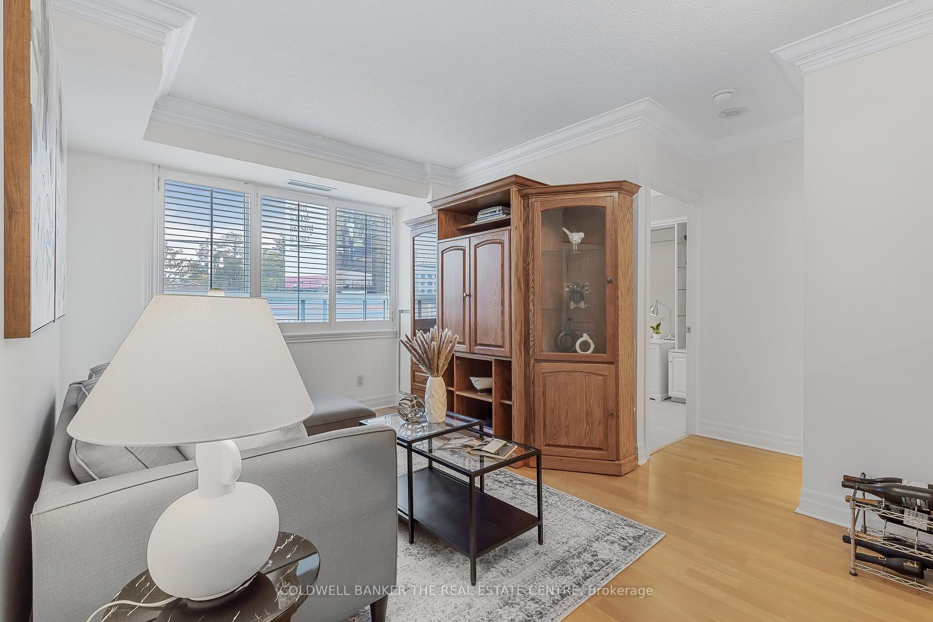 Photo 6 of Unit 308, 1801 Bayview Avenue, Toronto, Leaside — HOMEH