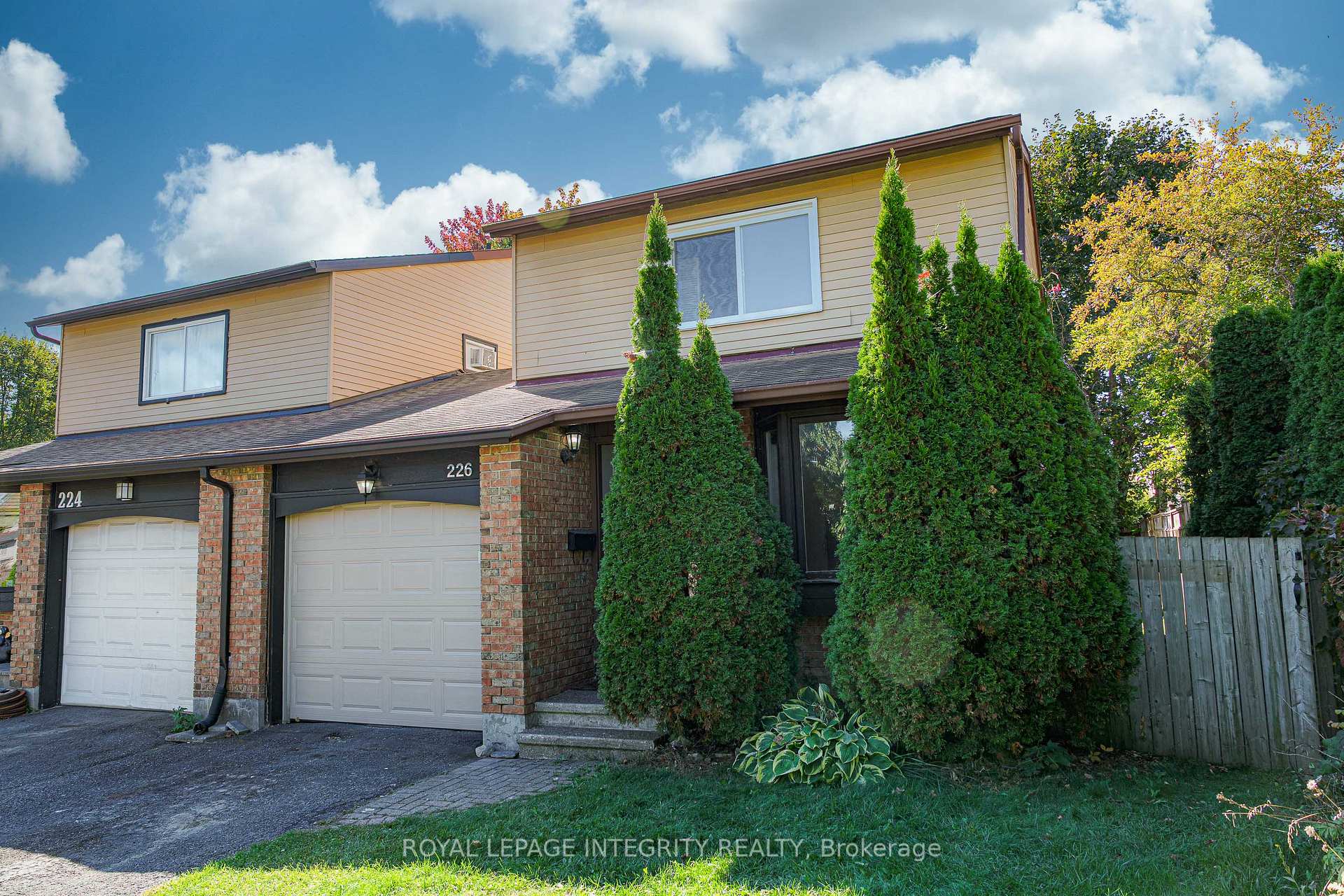 Photo 2 of 226 Sherway Drive, Ottawa, Barrhaven - Pheasant Run — HOMEH