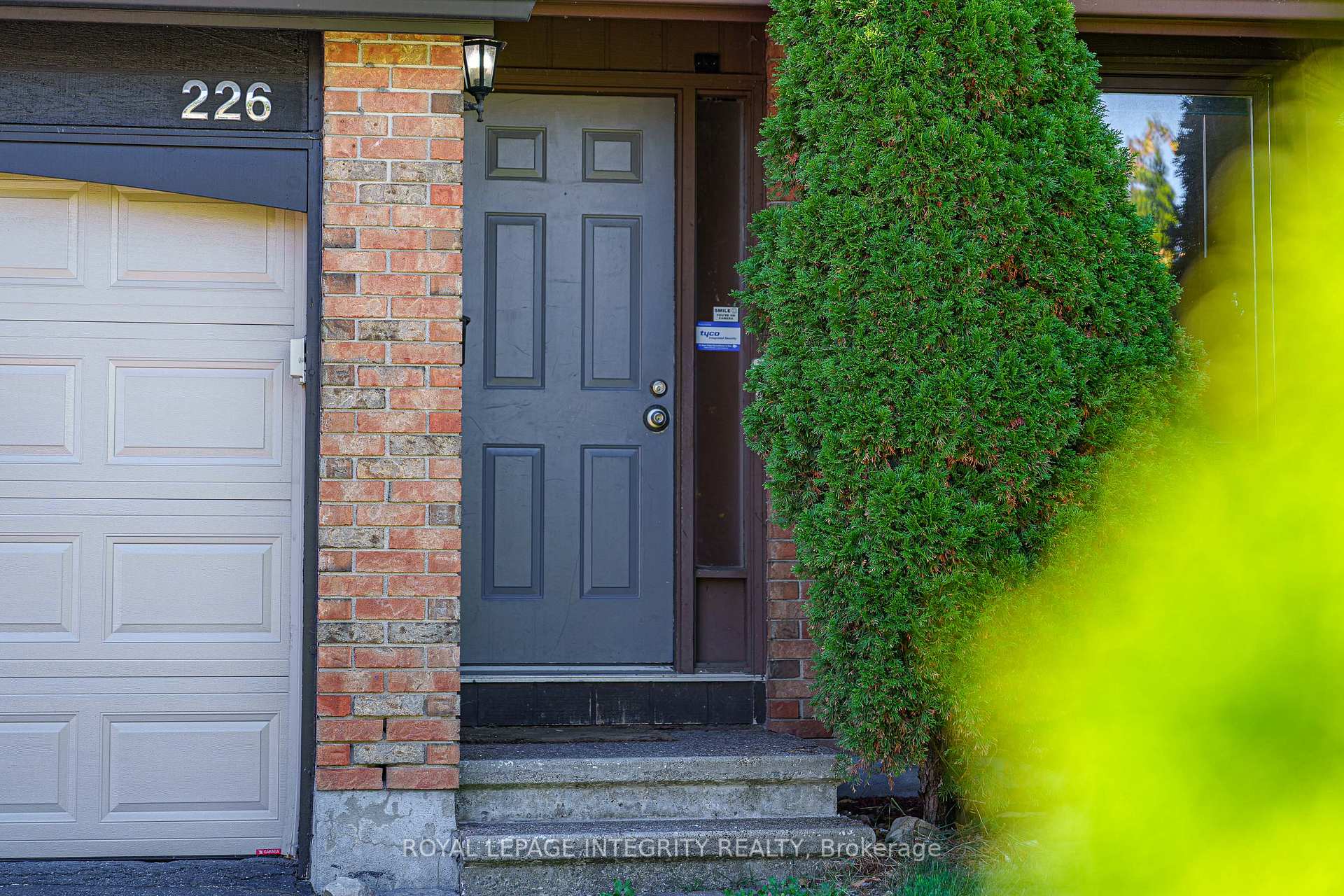 Photo 4 of 226 Sherway Drive, Ottawa, Barrhaven - Pheasant Run — HOMEH