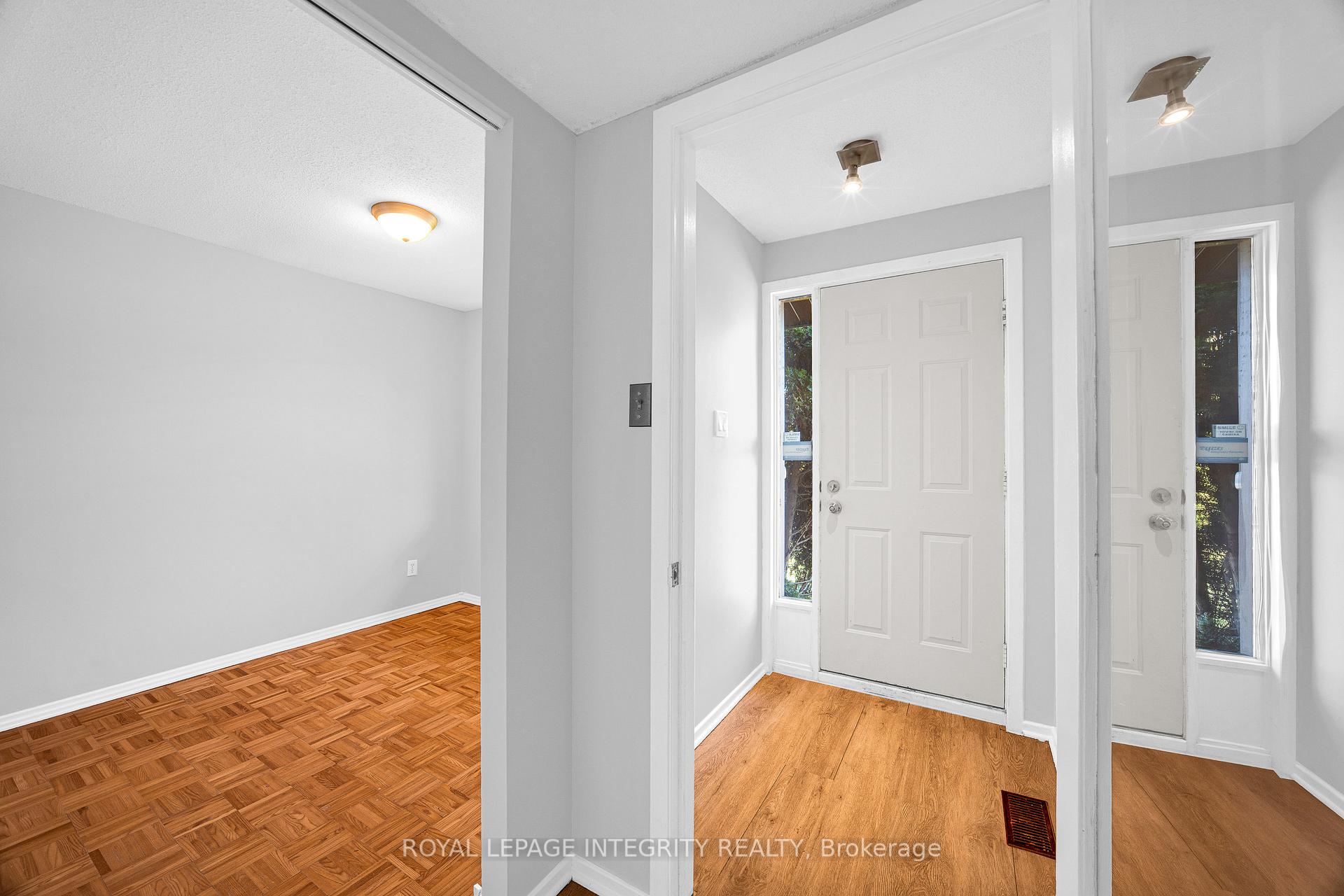 Photo 6 of 226 Sherway Drive, Ottawa, Barrhaven - Pheasant Run — HOMEH