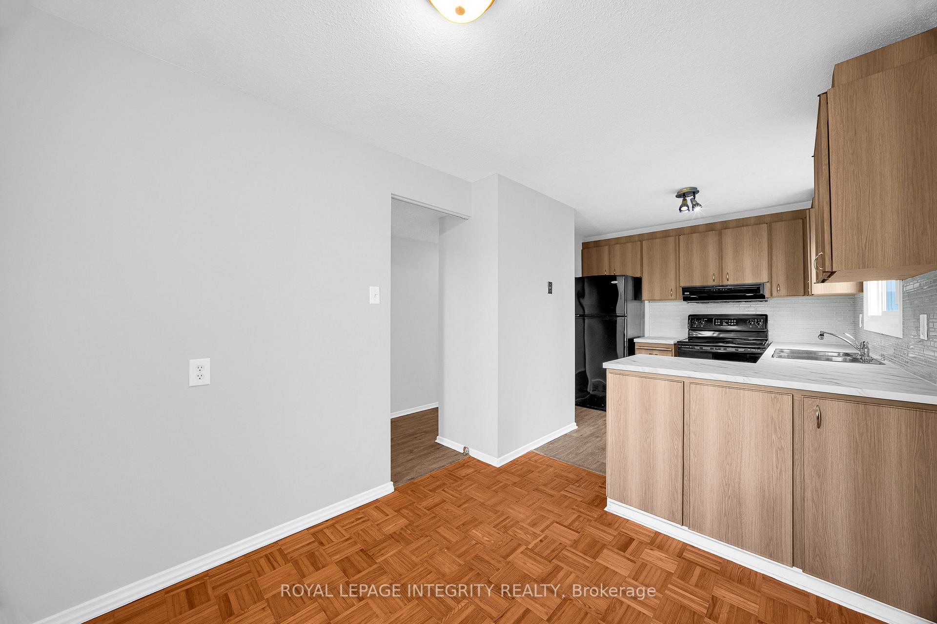Photo 7 of 226 Sherway Drive, Ottawa, Barrhaven - Pheasant Run — HOMEH