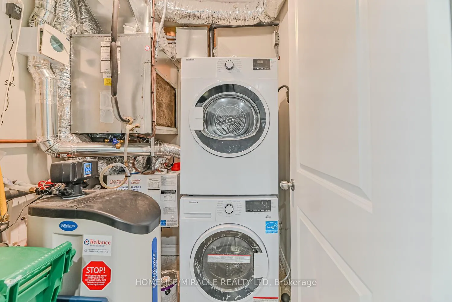 Photo 16 of Unit 49, 289 Chapel Hill Drive, Kitchener — HOMEH