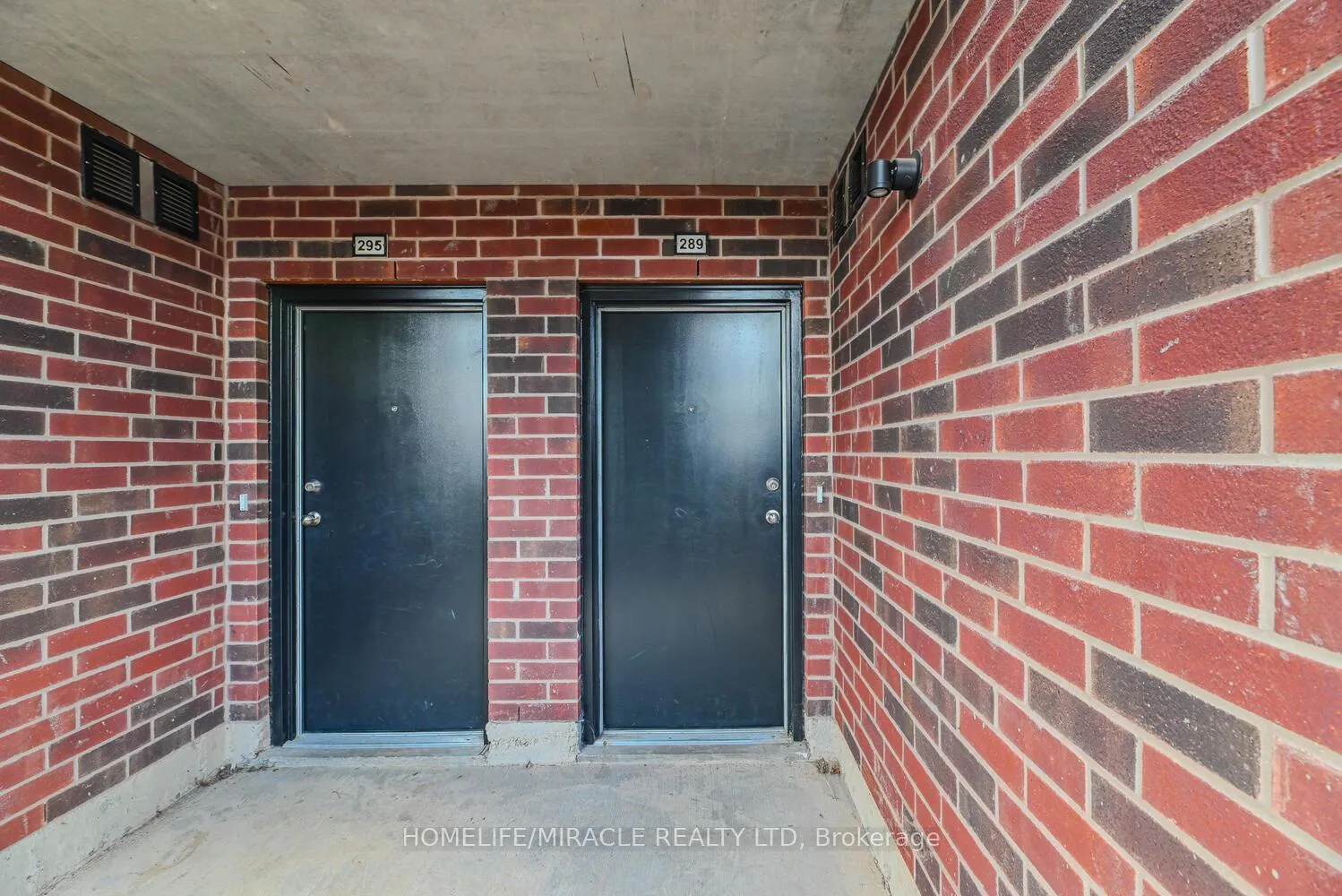 Photo 25 of Unit 49, 289 Chapel Hill Drive, Kitchener — HOMEH