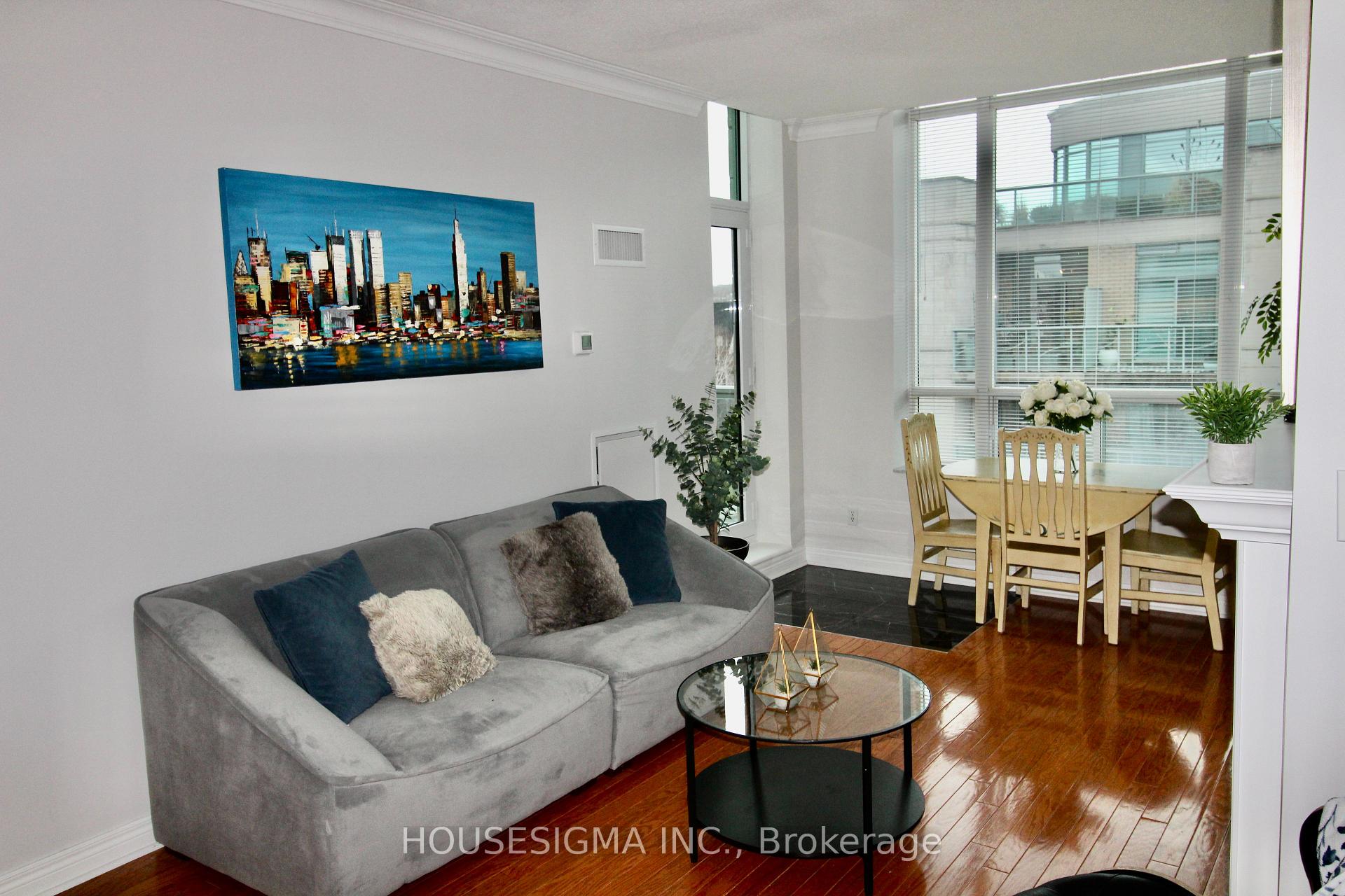 Photo 7 of Unit 423, 35 Boardwalk Drive, Toronto, The Beaches — HOMEH