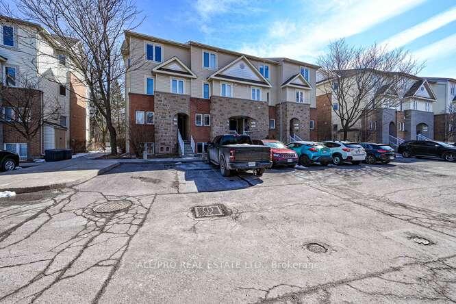 Photo 2 of Unit 77, 75 Strathaven Private, Ottawa, Cyrville — HOMEH