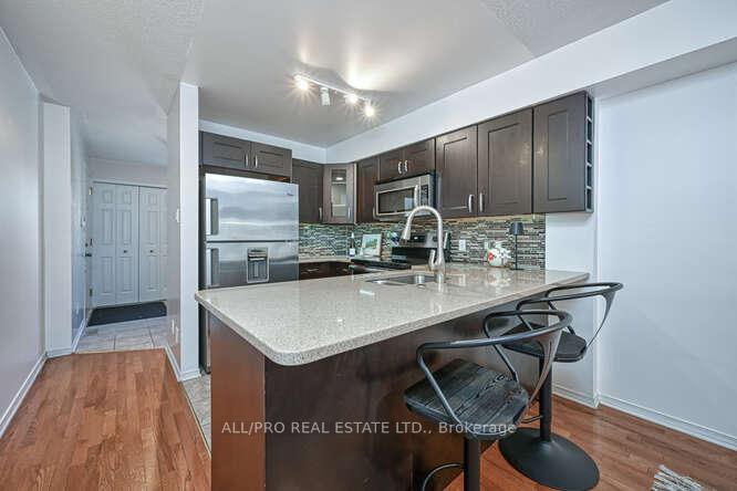 Photo 5 of Unit 77, 75 Strathaven Private, Ottawa, Cyrville — HOMEH