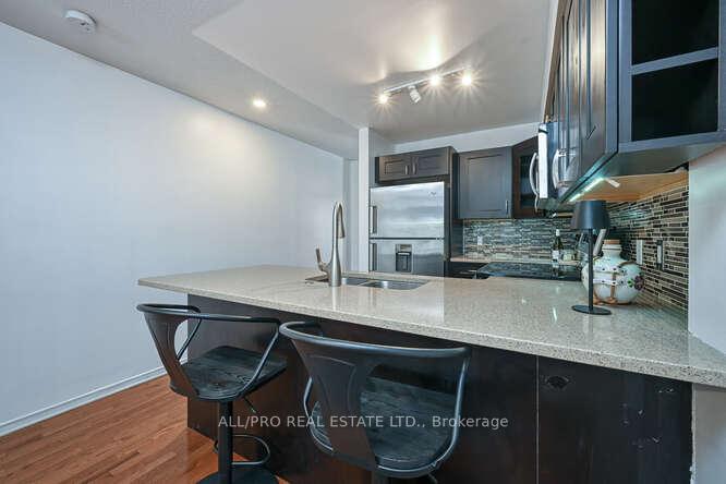 Photo 6 of Unit 77, 75 Strathaven Private, Ottawa, Cyrville — HOMEH