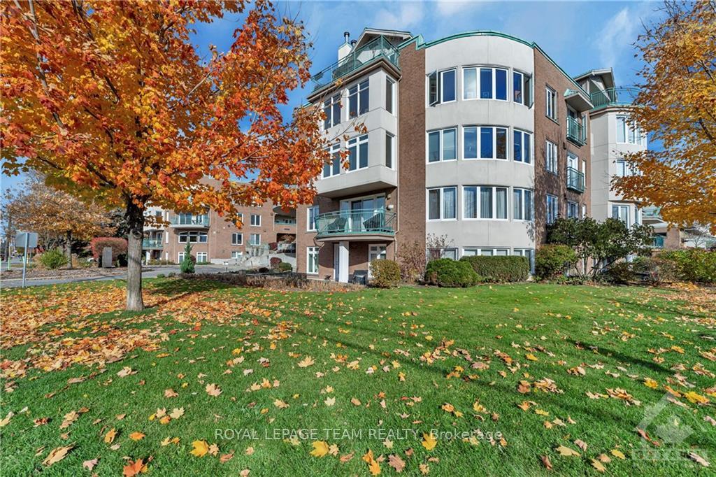 Front of Unit 404C, 997 North River Road