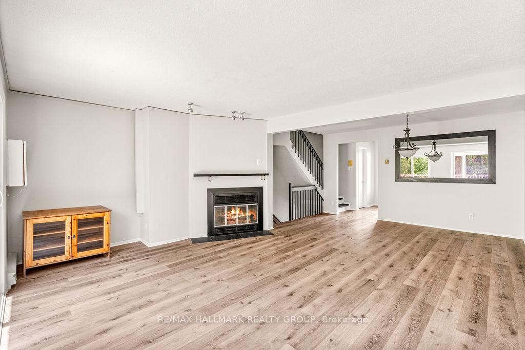 Photo 10 of Unit 4, 1 Timberview Way, Ottawa, Westcliffe Estates — HOMEH