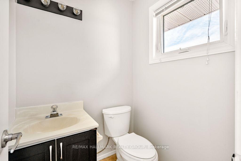 Photo 26 of Unit 4, 1 Timberview Way, Ottawa, Westcliffe Estates — HOMEH