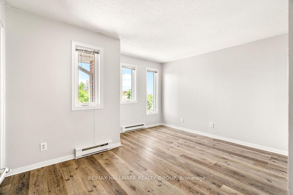 Photo 40 of Unit 4, 1 Timberview Way, Ottawa, Westcliffe Estates — HOMEH